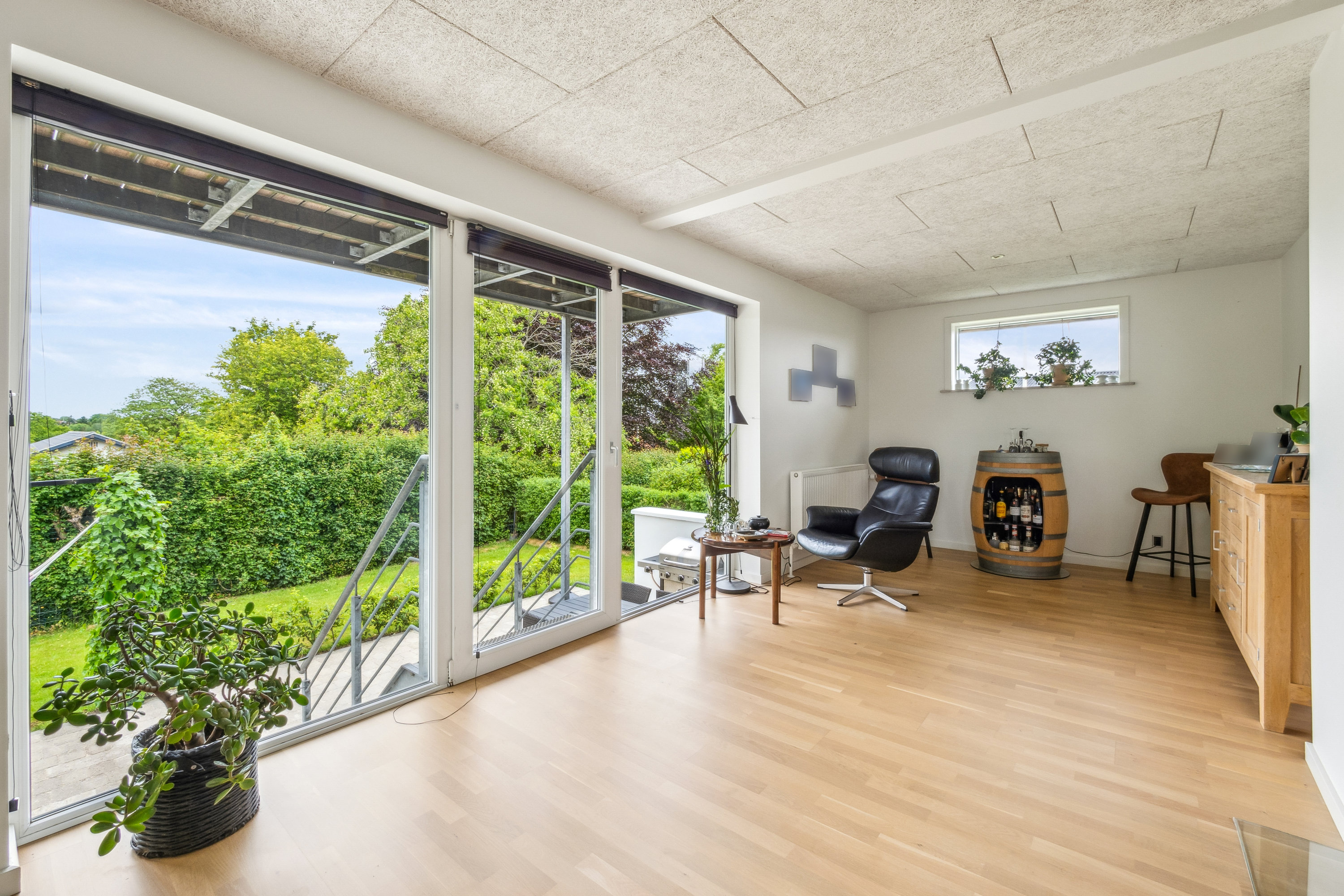 Fremhævet stue billede i fuldskærmstilstand. Billede af Buen 2, 7840 Højslev