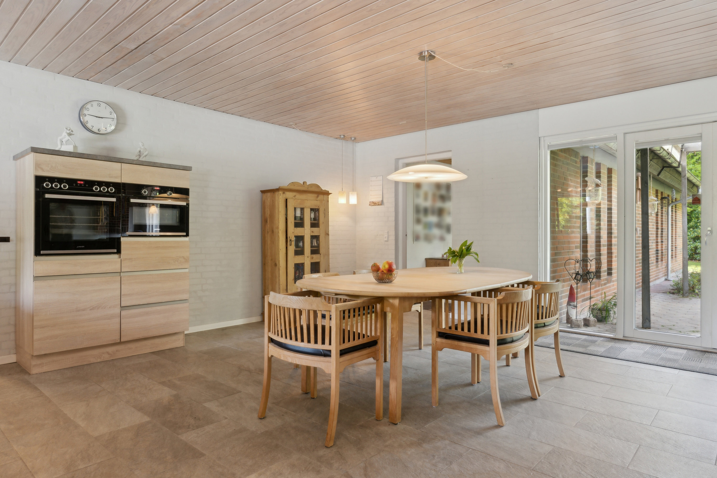 Fremhævet spisestue billede i fuldskærmstilstand. Billede af Dalgårdsvej 9, 9870 Sindal