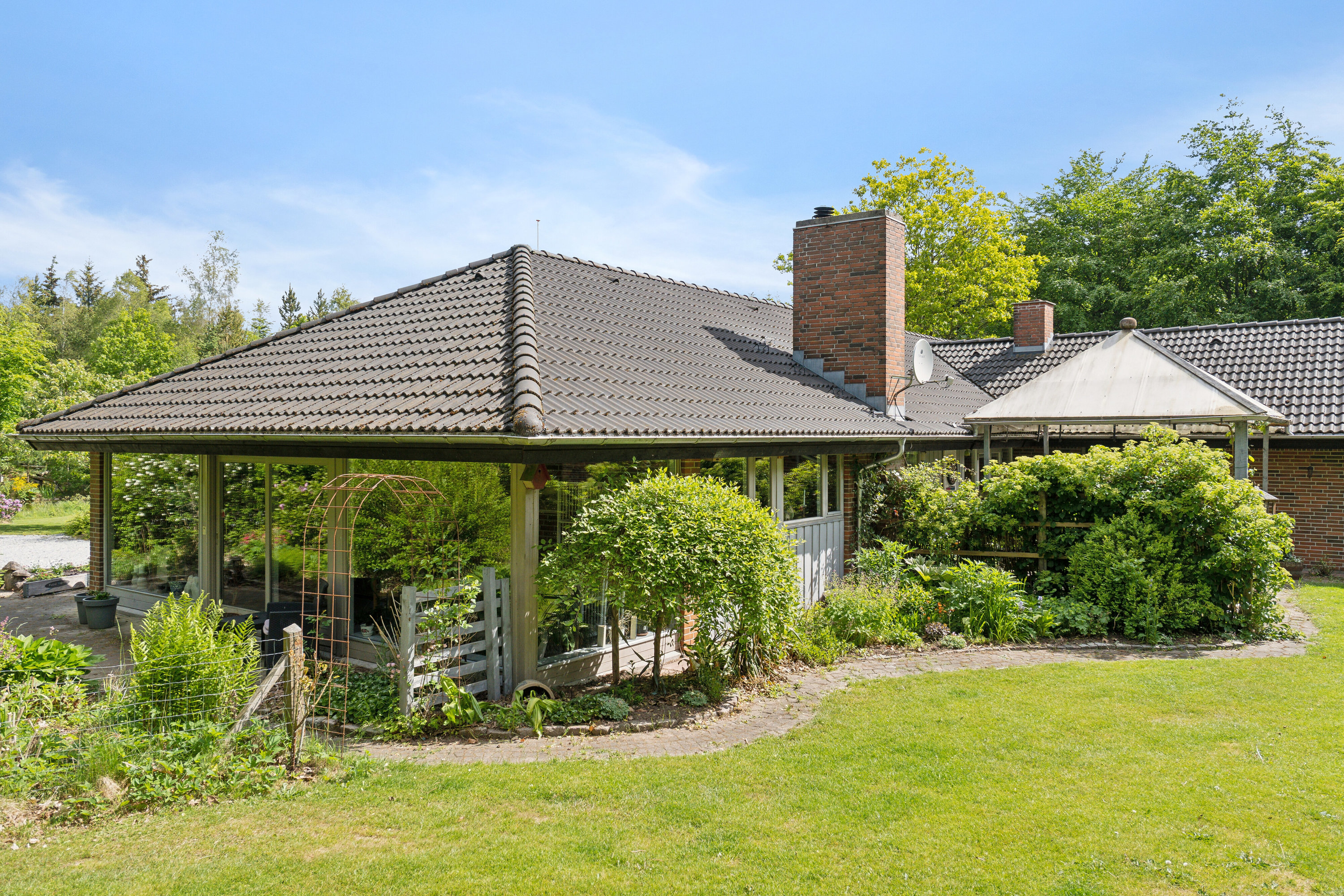 Fremhævet set fra haven billede i fuldskærmstilstand. Billede af Dalgårdsvej 9, 9870 Sindal