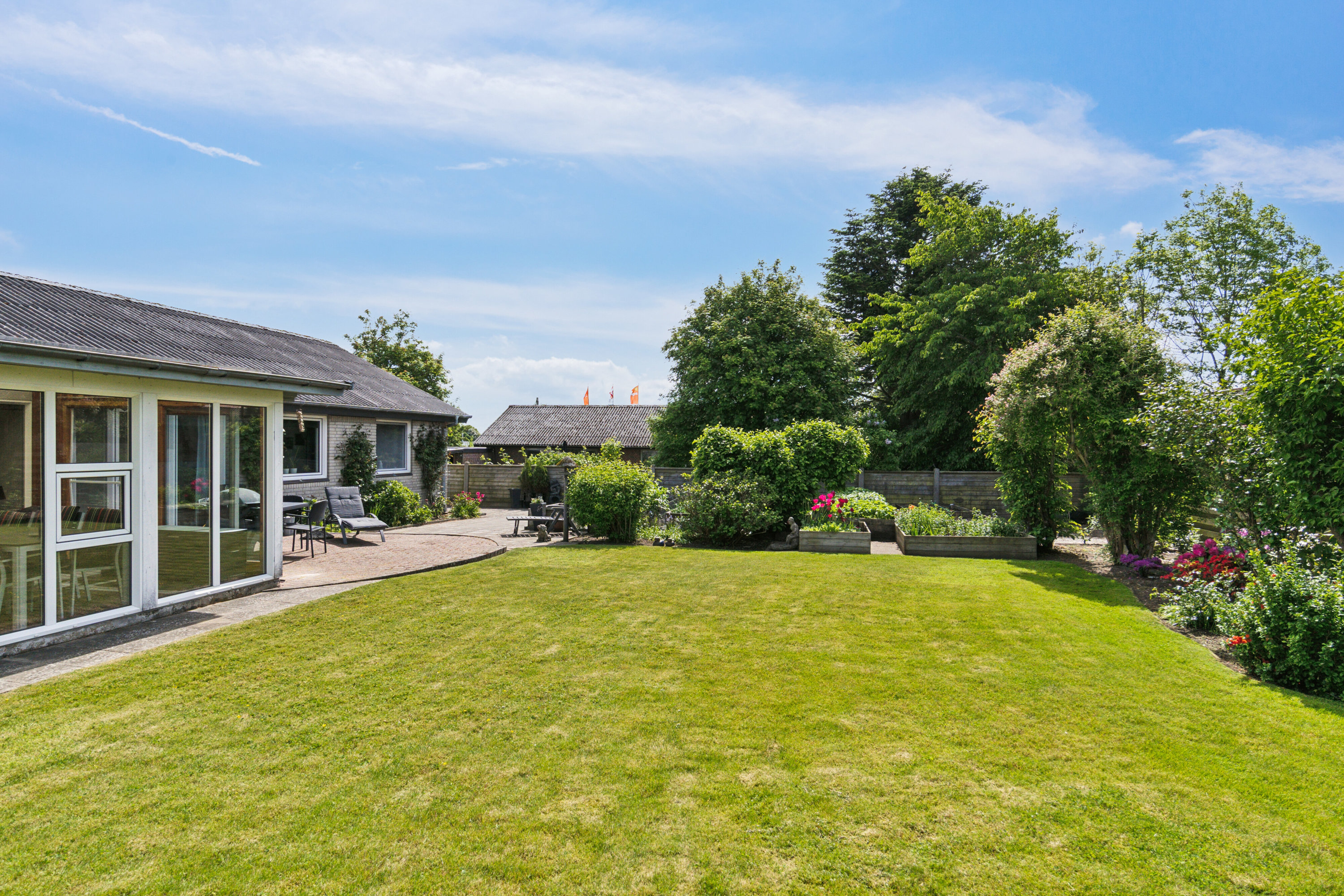 Miniaturebillede 1: udendørs. Billede af Degnevænget 12, Koldby, 7752 Snedsted