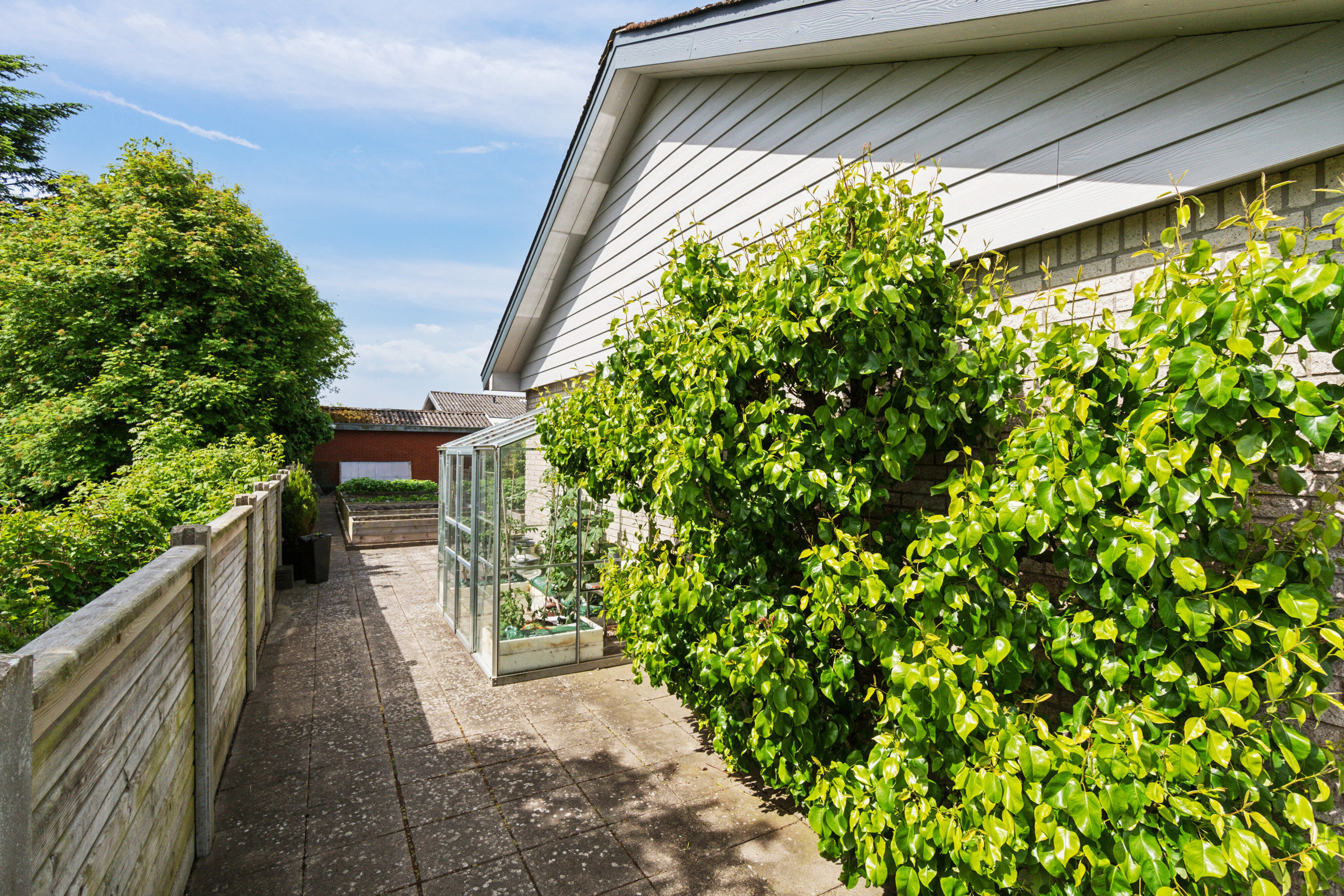 Fremhævet udendørs billede i fuldskærmstilstand. Billede af Degnevænget 12, Koldby, 7752 Snedsted