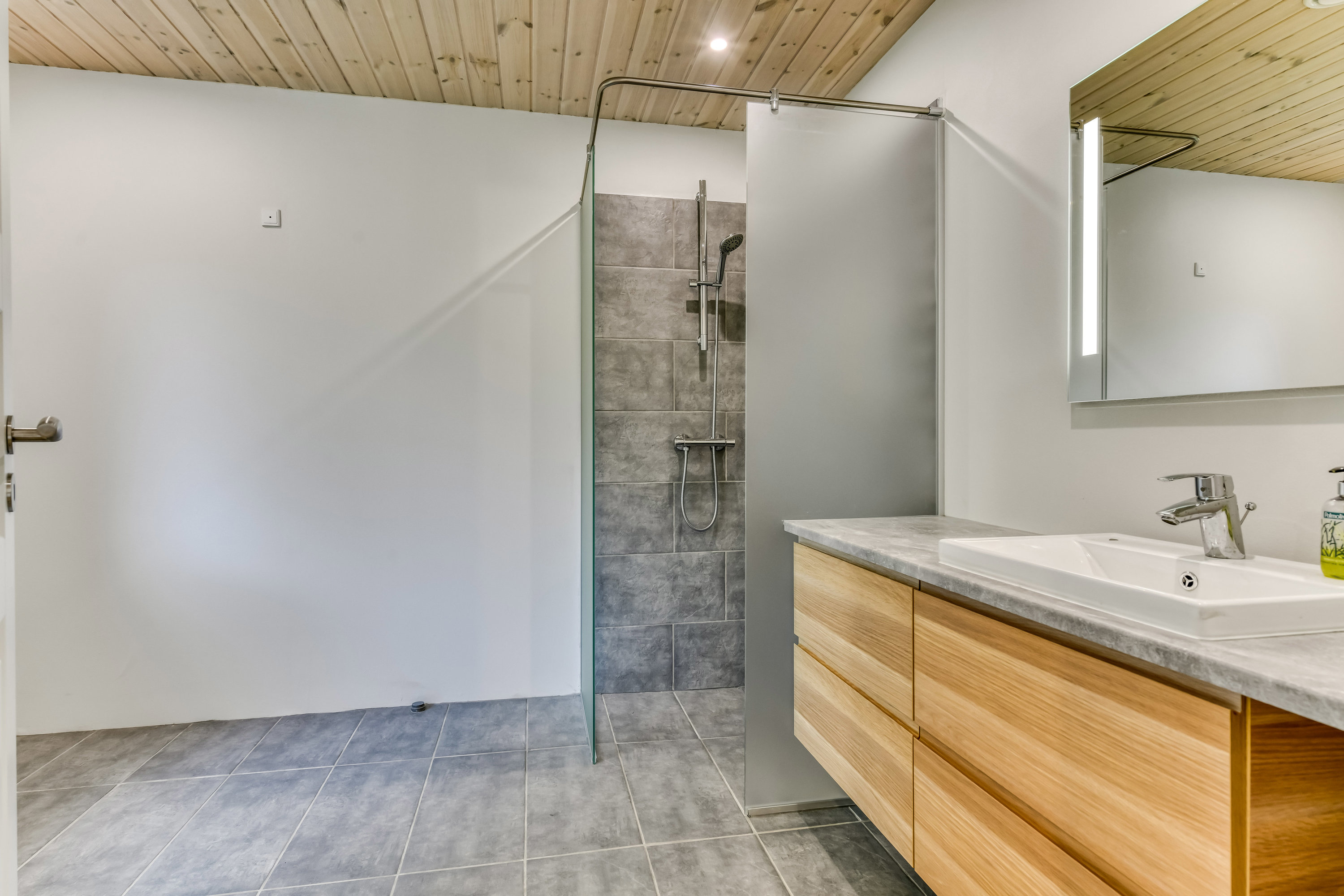 Miniaturebillede 2: badeværelse. Billede af Gammel Bøvlvej 38, 7260 Sønder Omme