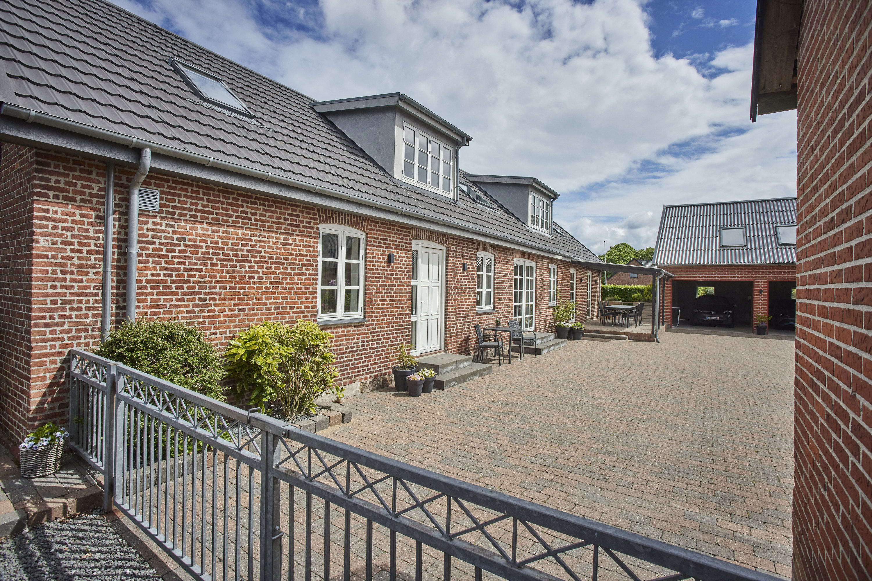 Fremhævet ejendommen billede i fuldskærmstilstand. Billede af Holmedal 52, Voerladegård, 8660 Skanderborg