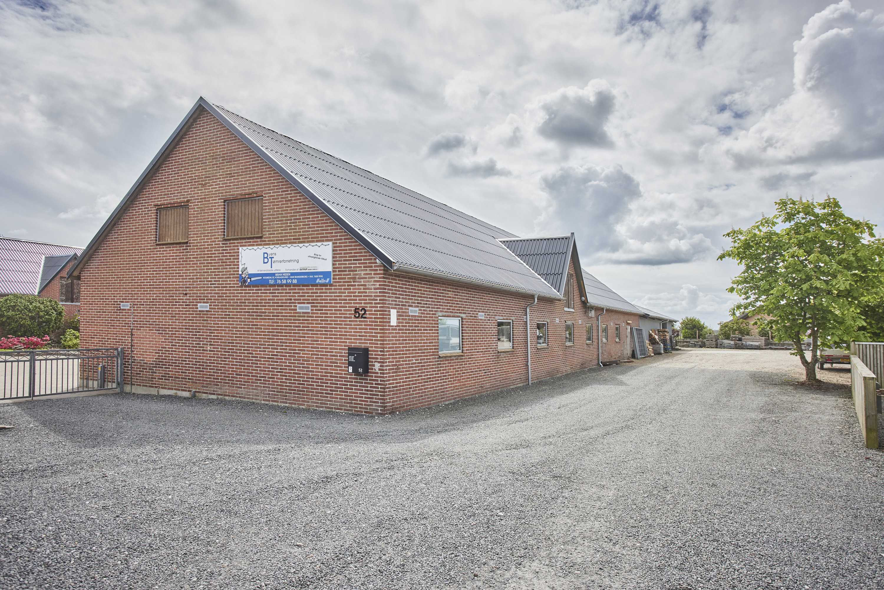 Fremhævet udhus billede i fuldskærmstilstand. Billede af Holmedal 52, Voerladegård, 8660 Skanderborg