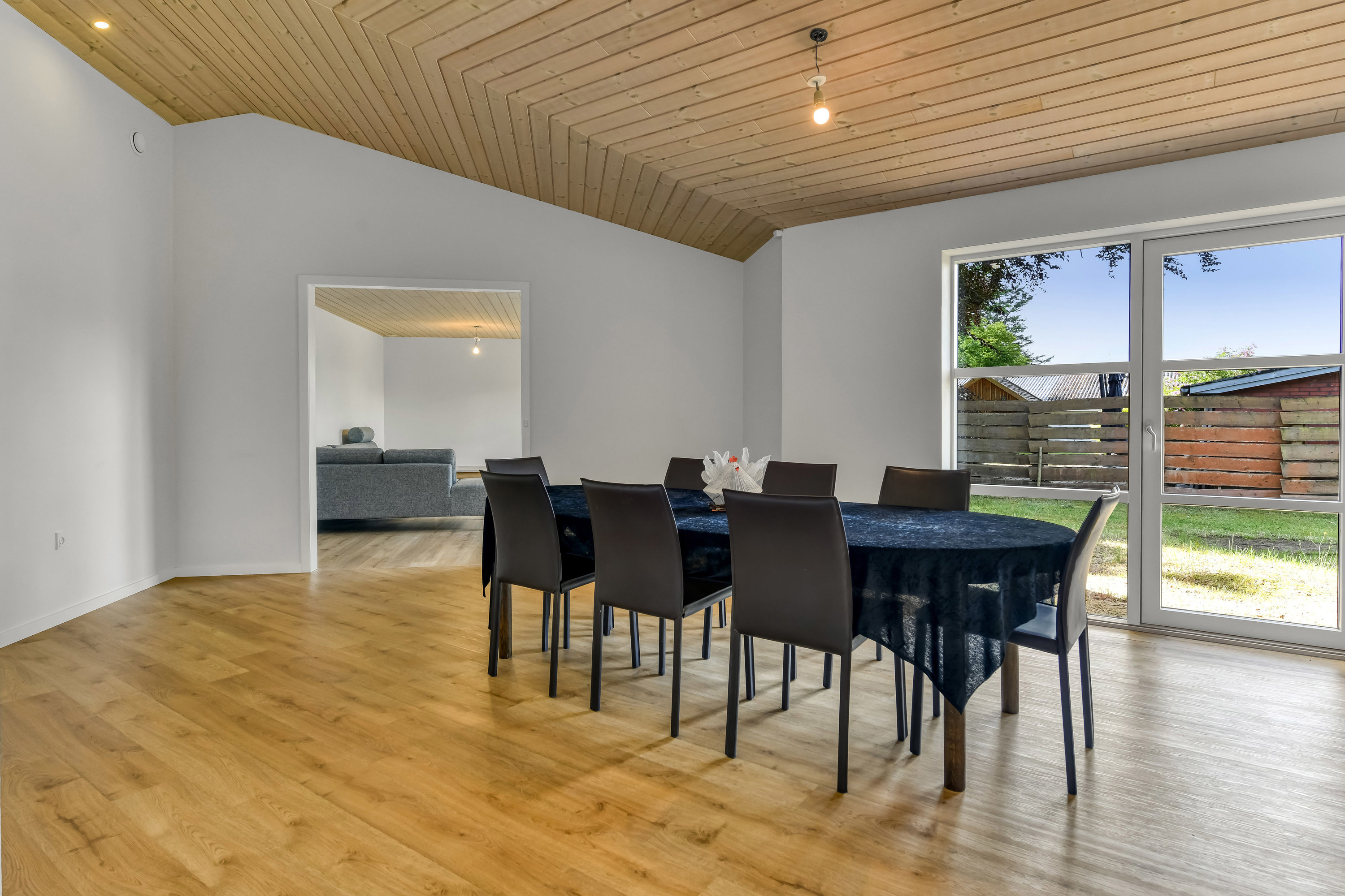 Fremhævet stue billede i fuldskærmstilstand. Billede af Gammel Bøvlvej 38, 7260 Sønder Omme