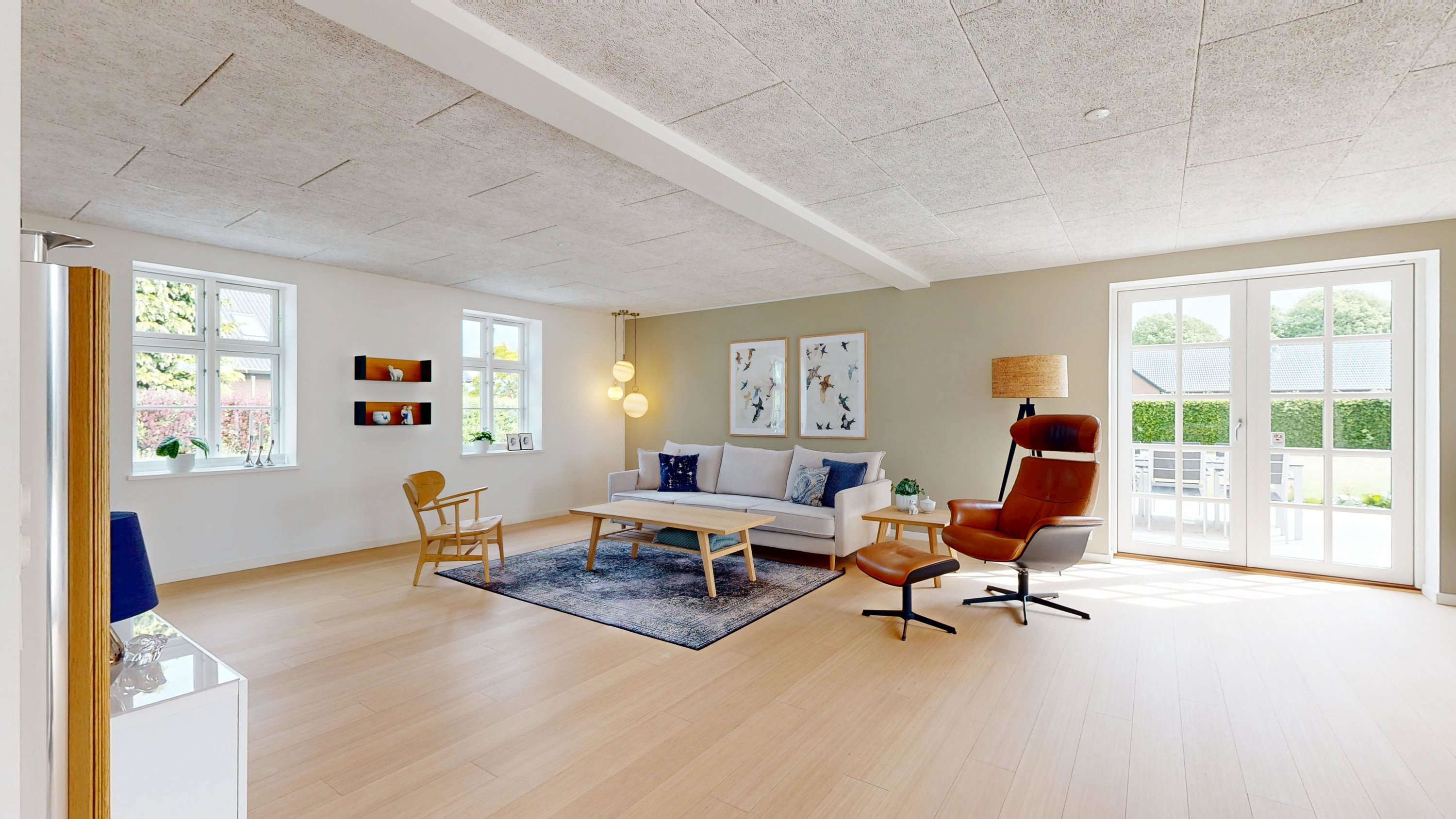 Fremhævet stue billede i fuldskærmstilstand. Billede af Holmedal 52, Voerladegård, 8660 Skanderborg