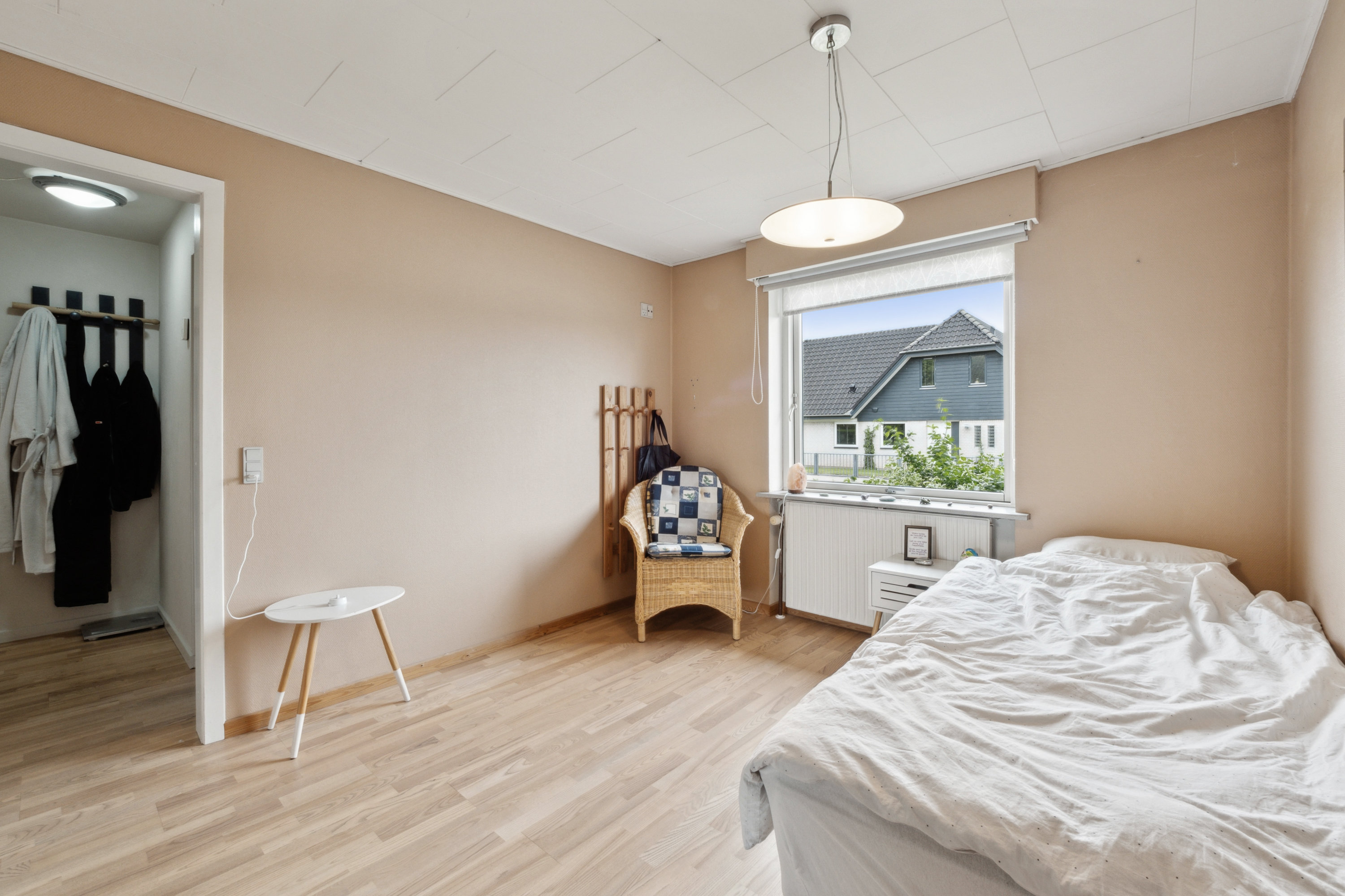 Fremhævet værelse billede i fuldskærmstilstand. Billede af Fjordvænget 13, 8832 Skals