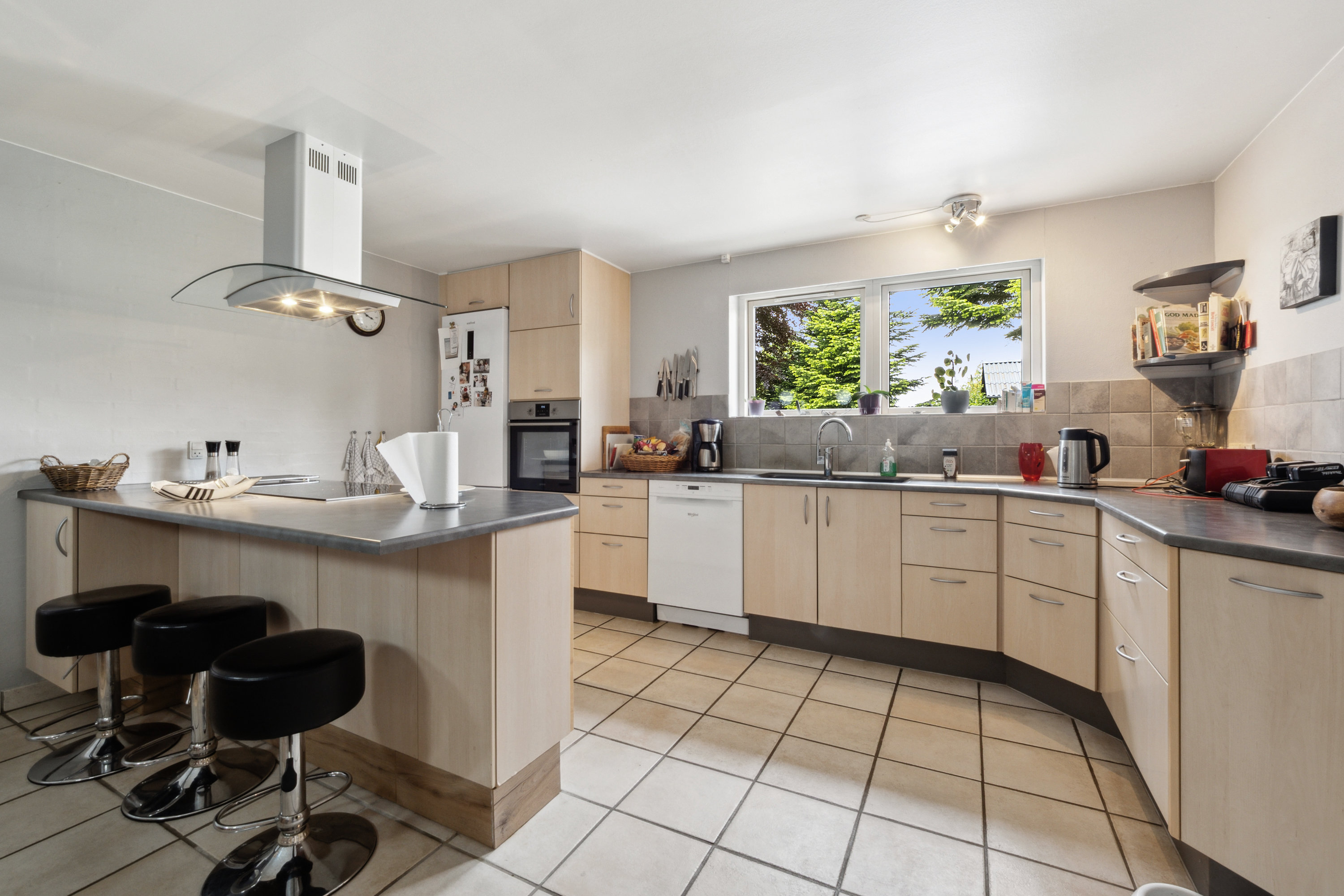 Miniaturebillede 1: køkken. Billede af Fjordvænget 13, 8832 Skals