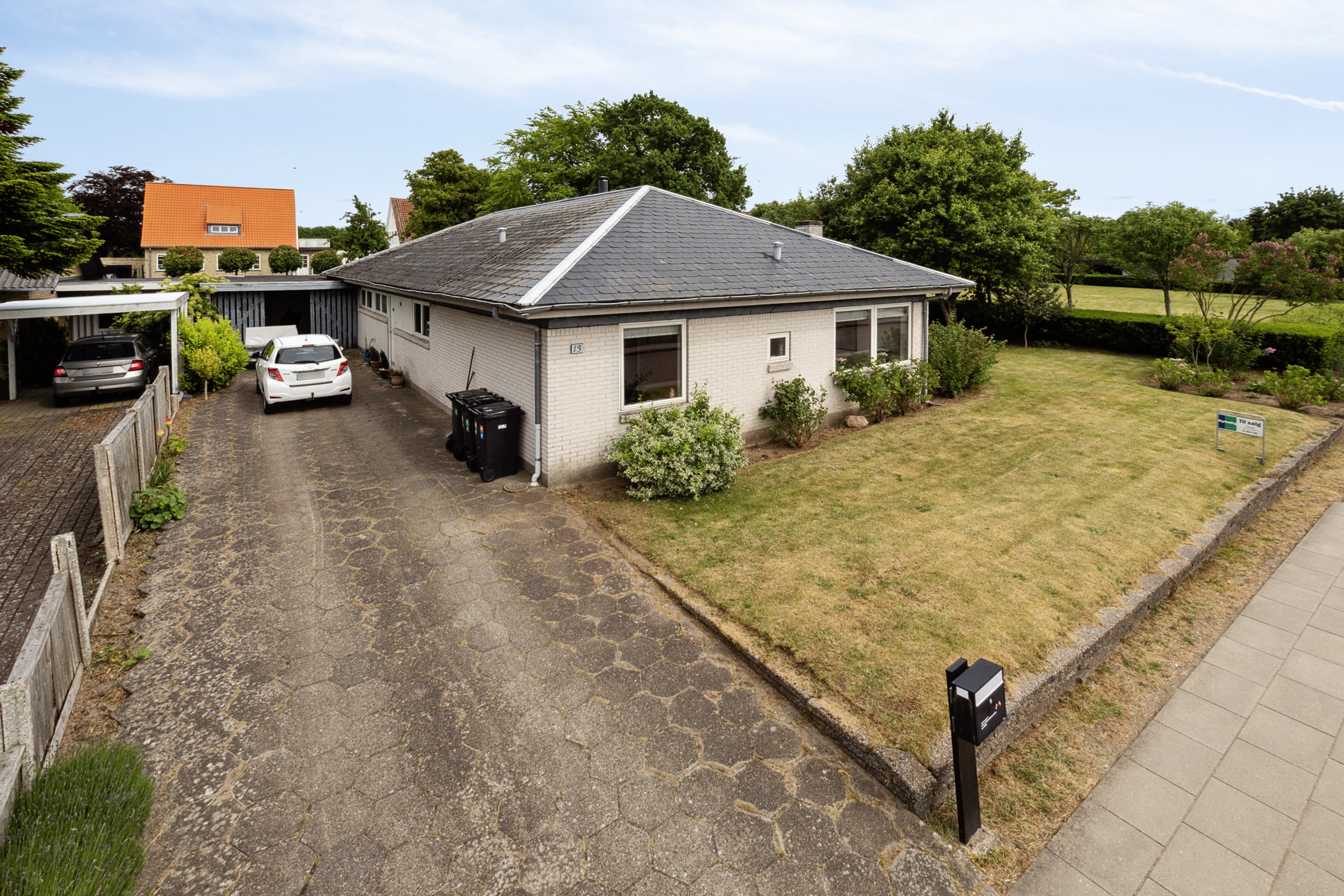 Fremhævet ejendom 1 billede i fuldskærmstilstand. Billede af Fjordvænget 13, 8832 Skals