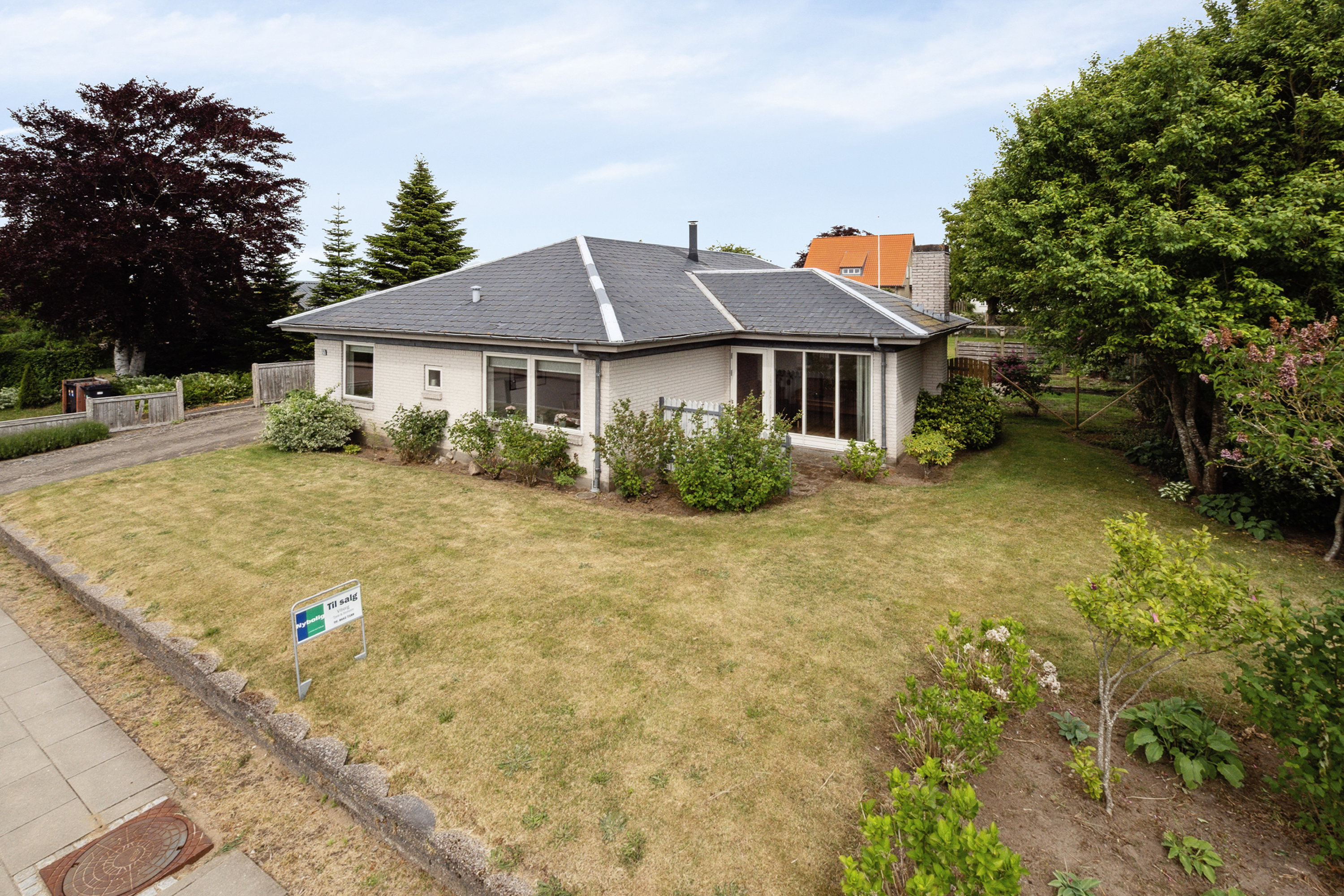 Fremhævet ejendom 1 billede i fuldskærmstilstand. Billede af Fjordvænget 13, 8832 Skals