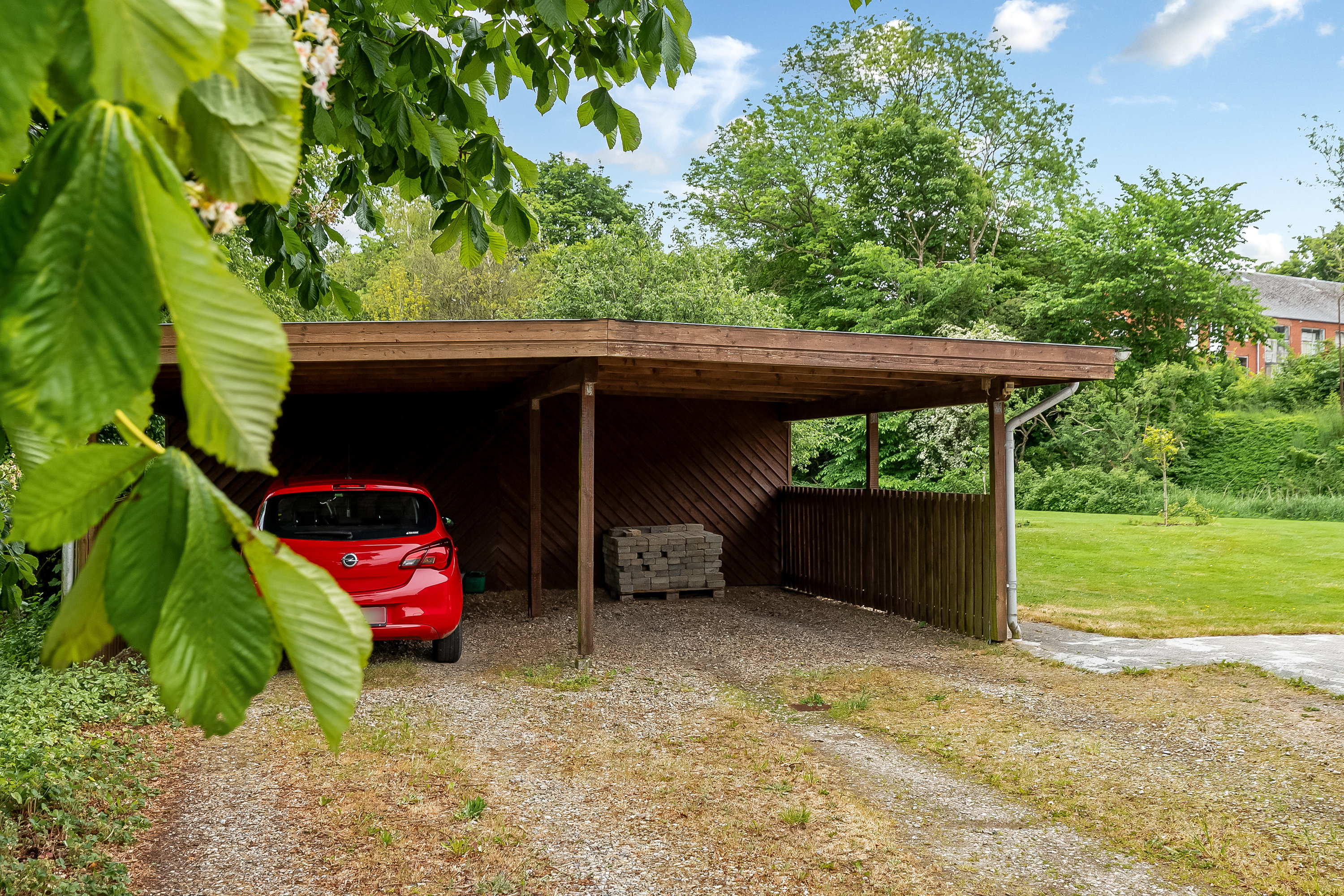 Fremhævet carport billede i fuldskærmstilstand. Billede af Vesterbyvej 9B, Ødsted, 7100 Vejle