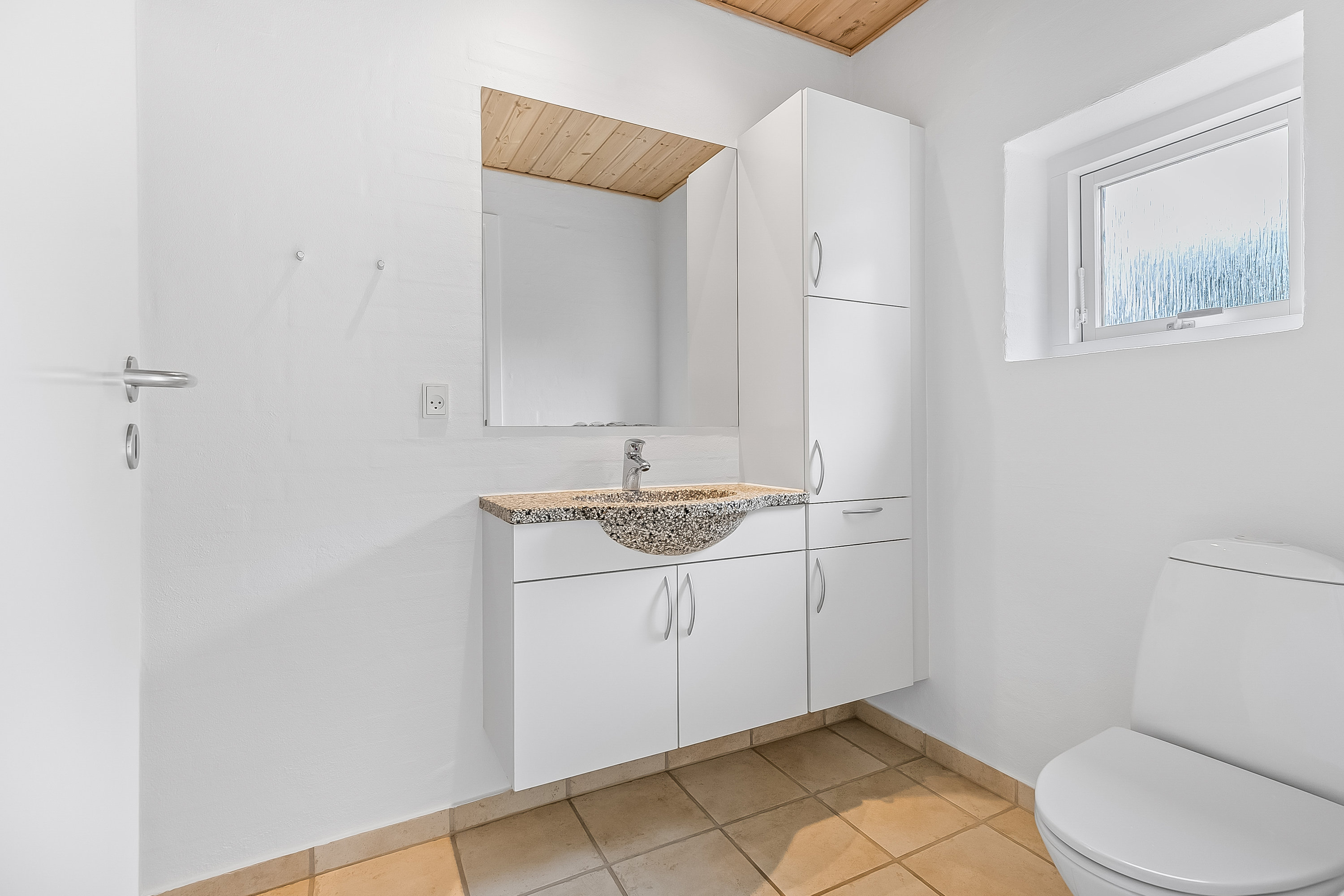 Fremhævet badeværelse billede i fuldskærmstilstand. Billede af Vesterbyvej 9B, Ødsted, 7100 Vejle