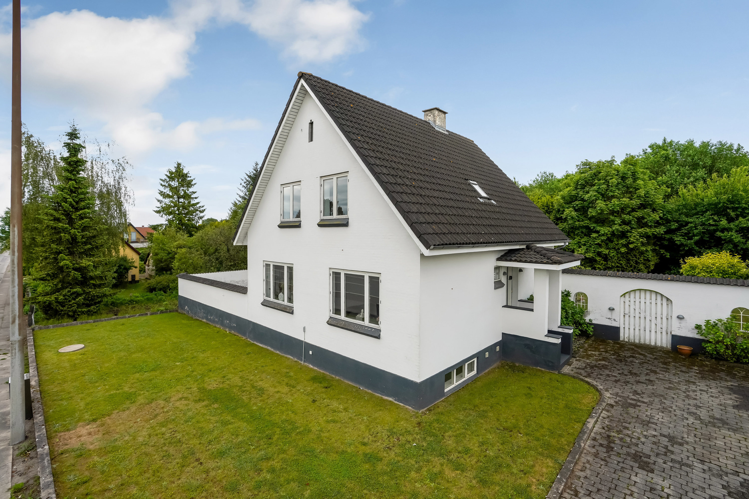 Fremhævet ejendommen billede i fuldskærmstilstand. Billede af Middelfartvej 402, Lille Ubberud, 5491 Blommenslyst