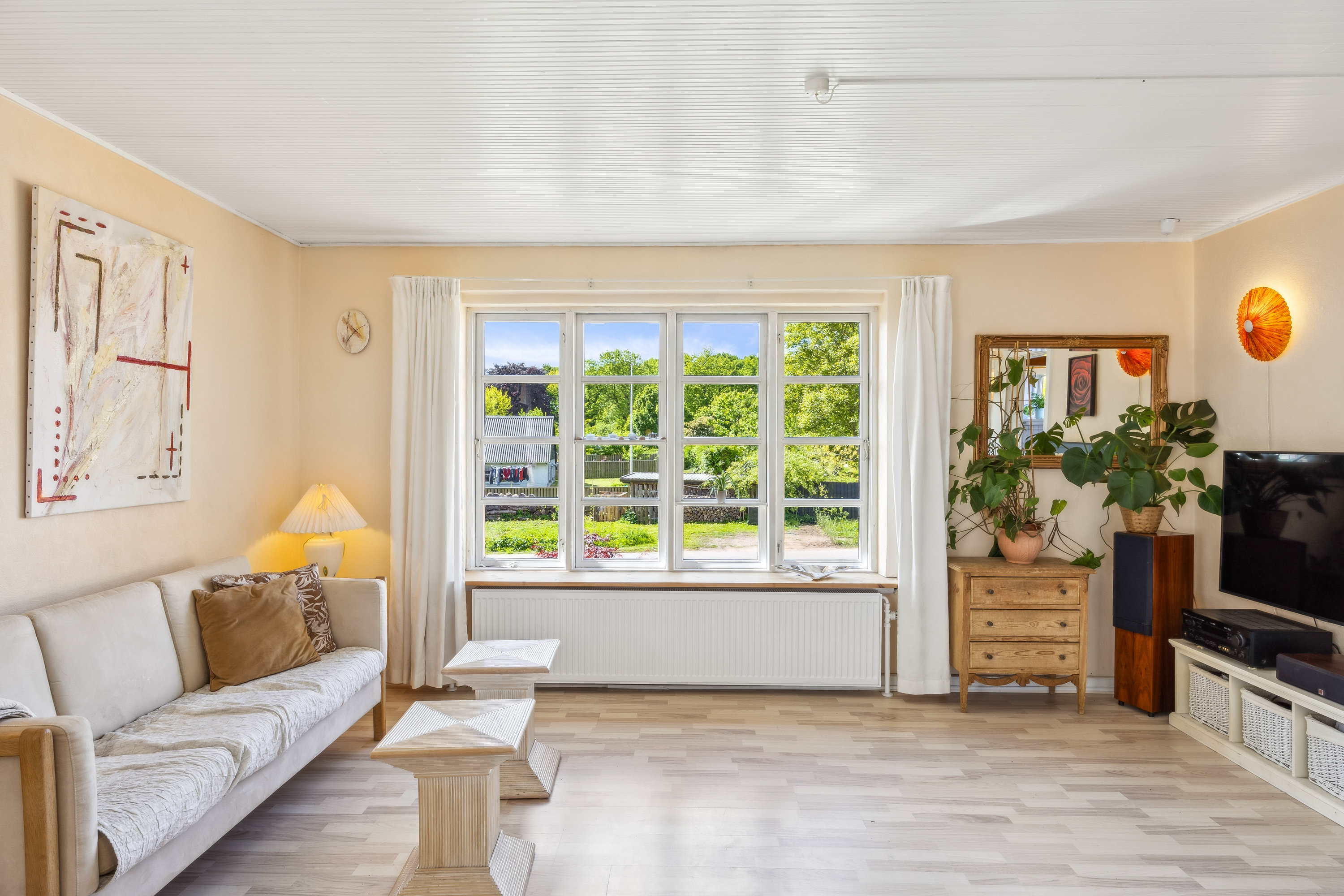 Fremhævet stue billede i fuldskærmstilstand. Billede af Bjergsted Byvej 11, Bjergsted, 4450 Jyderup