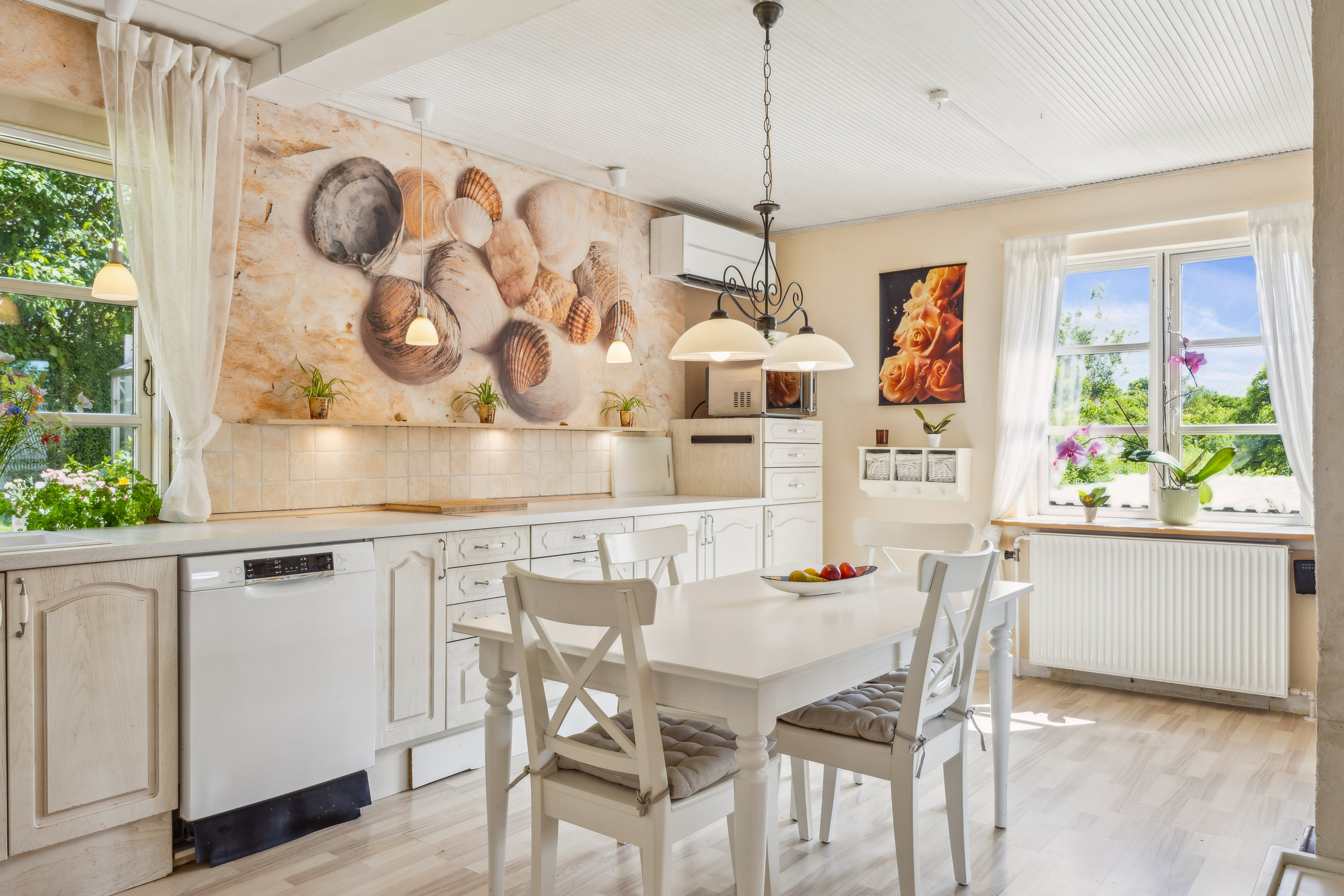 Fremhævet køkken billede i fuldskærmstilstand. Billede af Bjergsted Byvej 11, Bjergsted, 4450 Jyderup