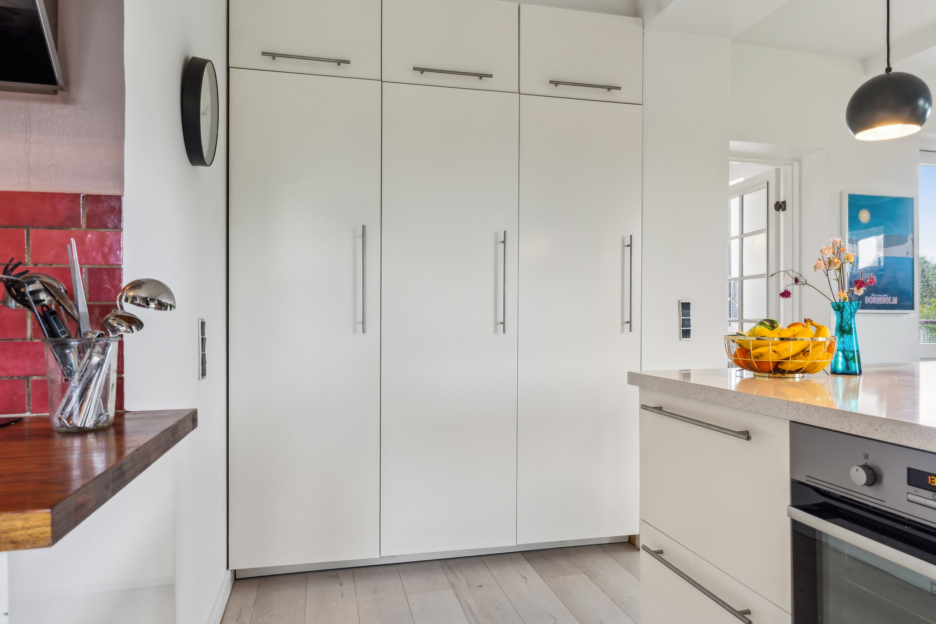 Fremhævet køkken billede i fuldskærmstilstand. Billede af Højgårds Vænge 4, 2880 Bagsværd