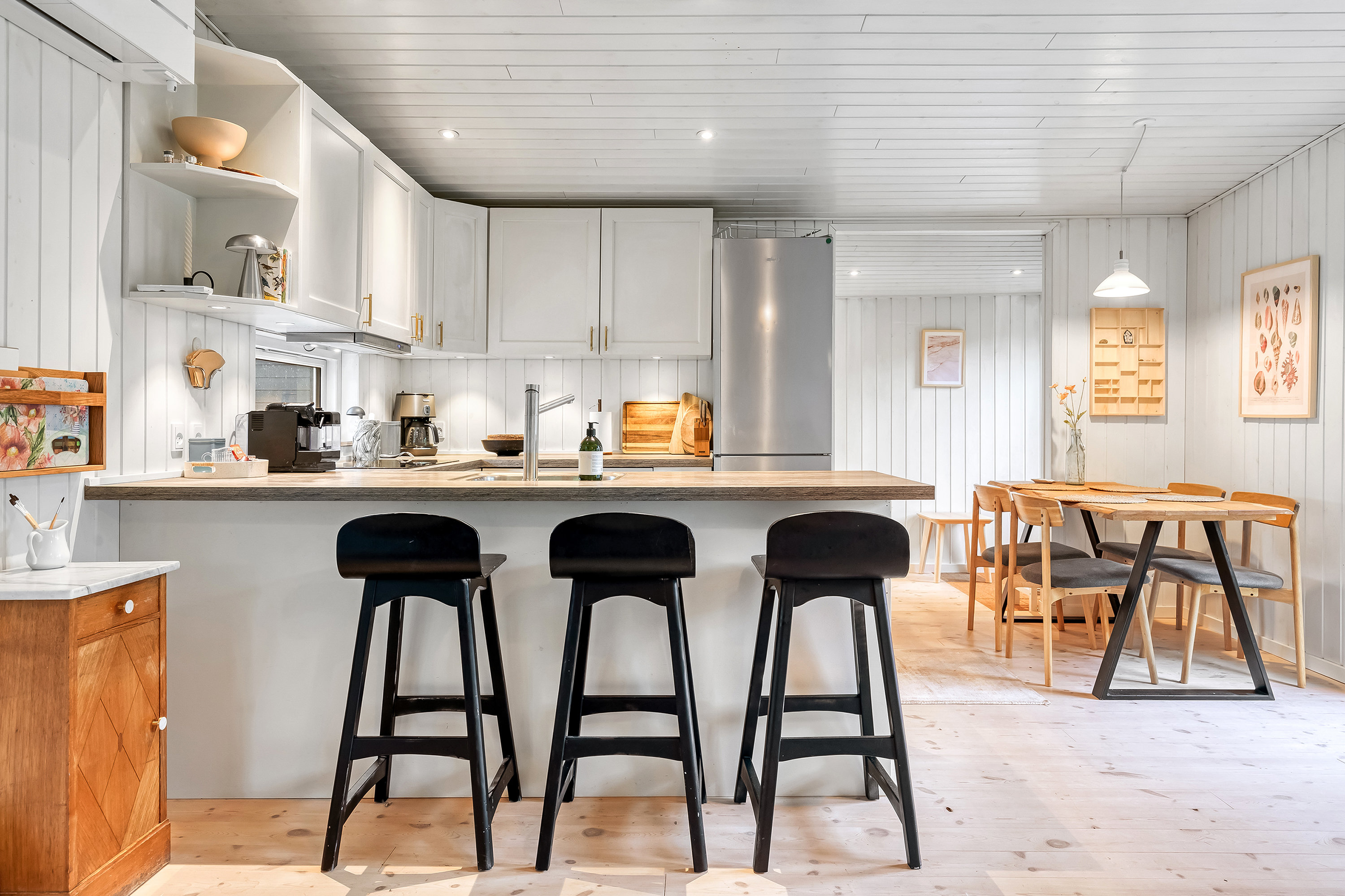 Fremhævet køkken billede i fuldskærmstilstand. Billede af Baune-Åsen 5B, Rågeleje, 3210 Vejby