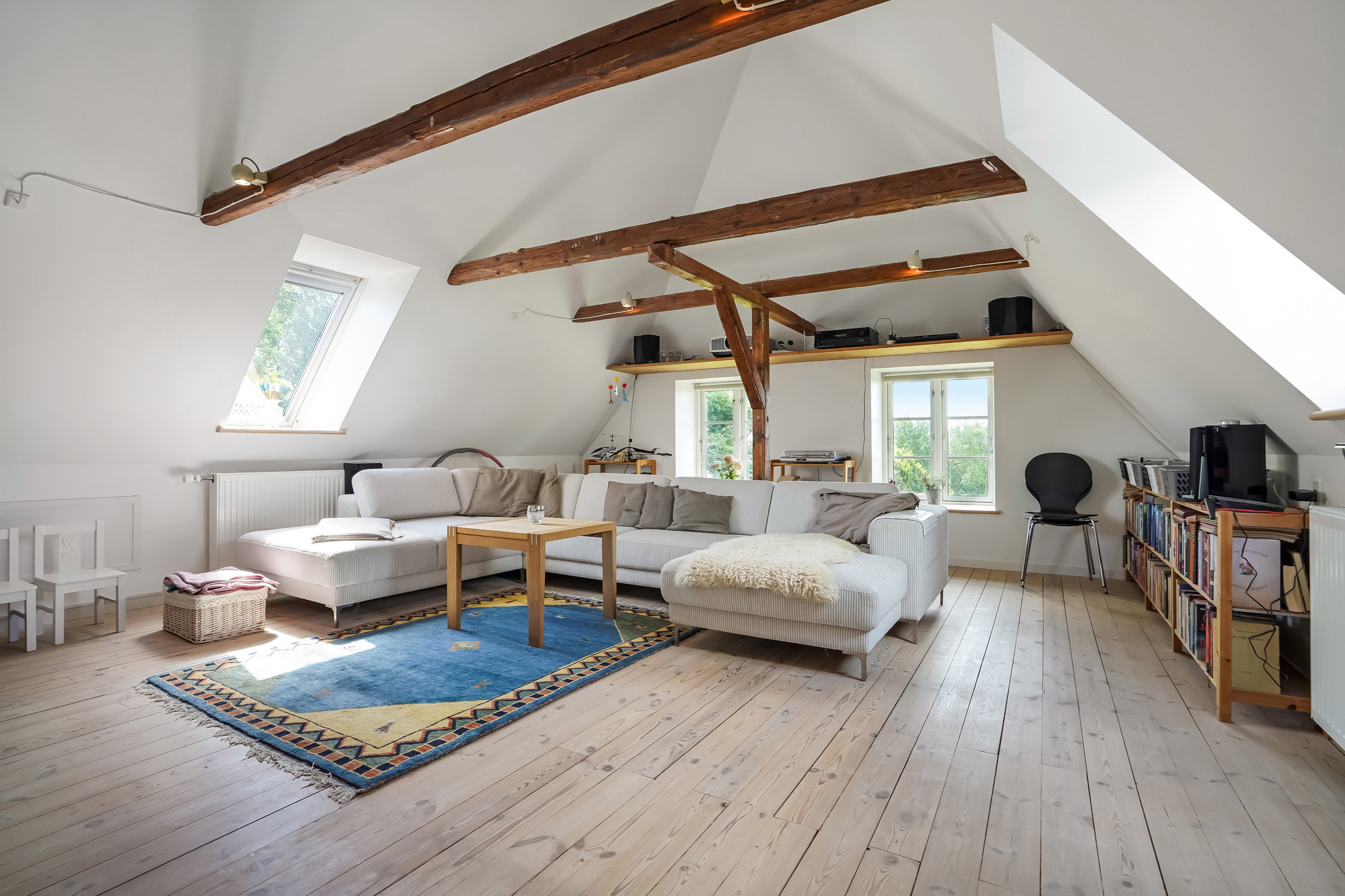 Fremhævet stue billede i fuldskærmstilstand. Billede af Brentebjerg 4, Baaring, 5466 Asperup