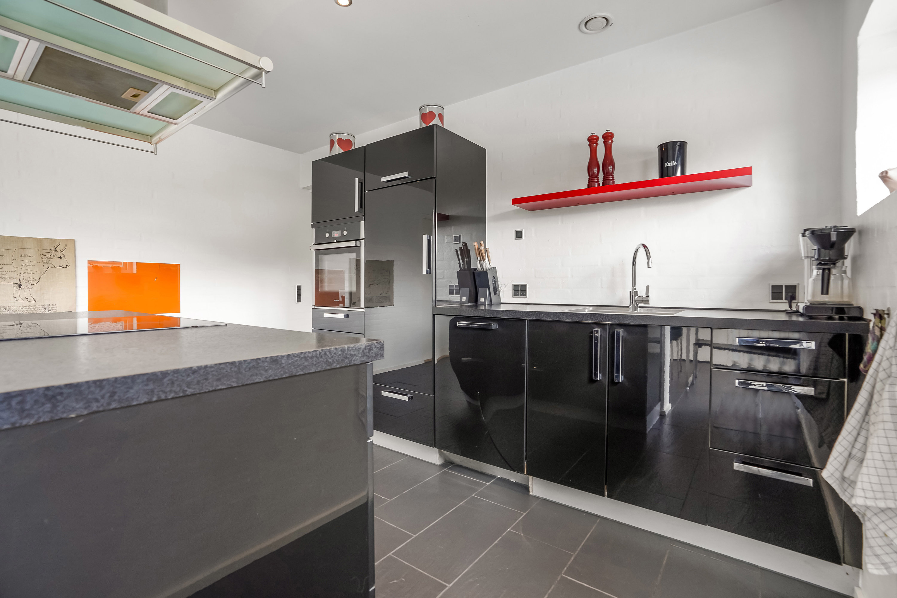 Fremhævet køkken billede i fuldskærmstilstand. Billede af Roloddet 10, Aale, 7160 Tørring