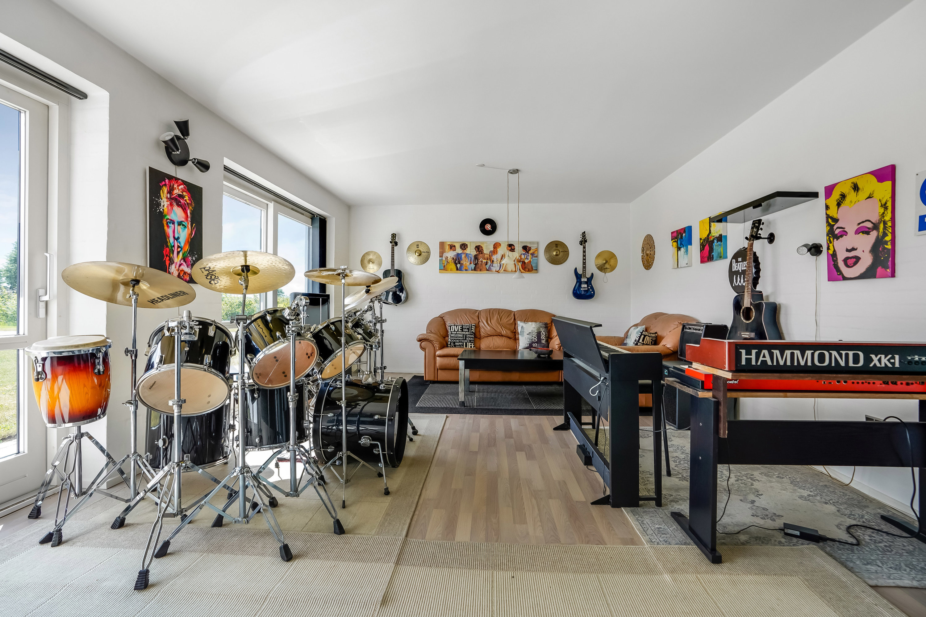 Fremhævet stue billede i fuldskærmstilstand. Billede af Roloddet 10, Aale, 7160 Tørring