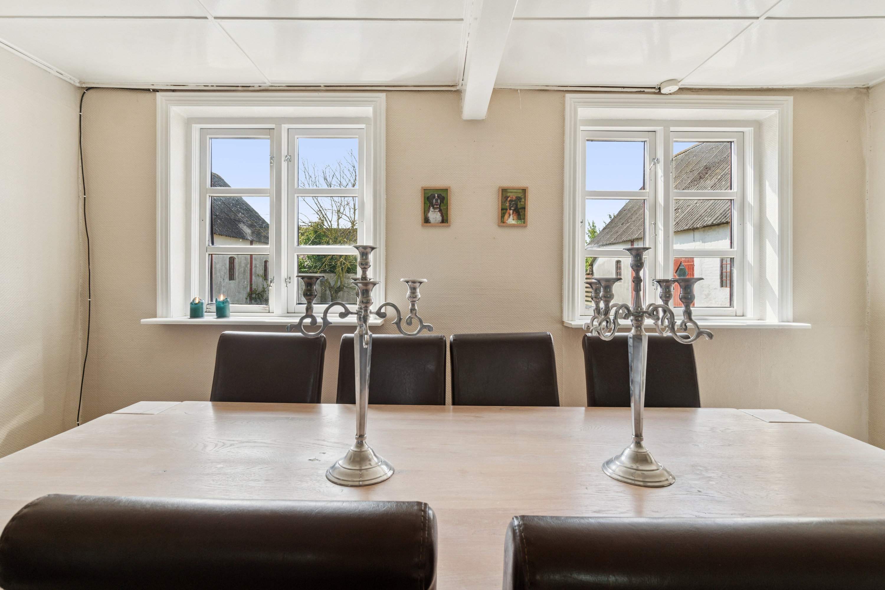 Fremhævet spisestue billede i fuldskærmstilstand. Billede af Krakvej 6, Poulsker, 3730 Nexø