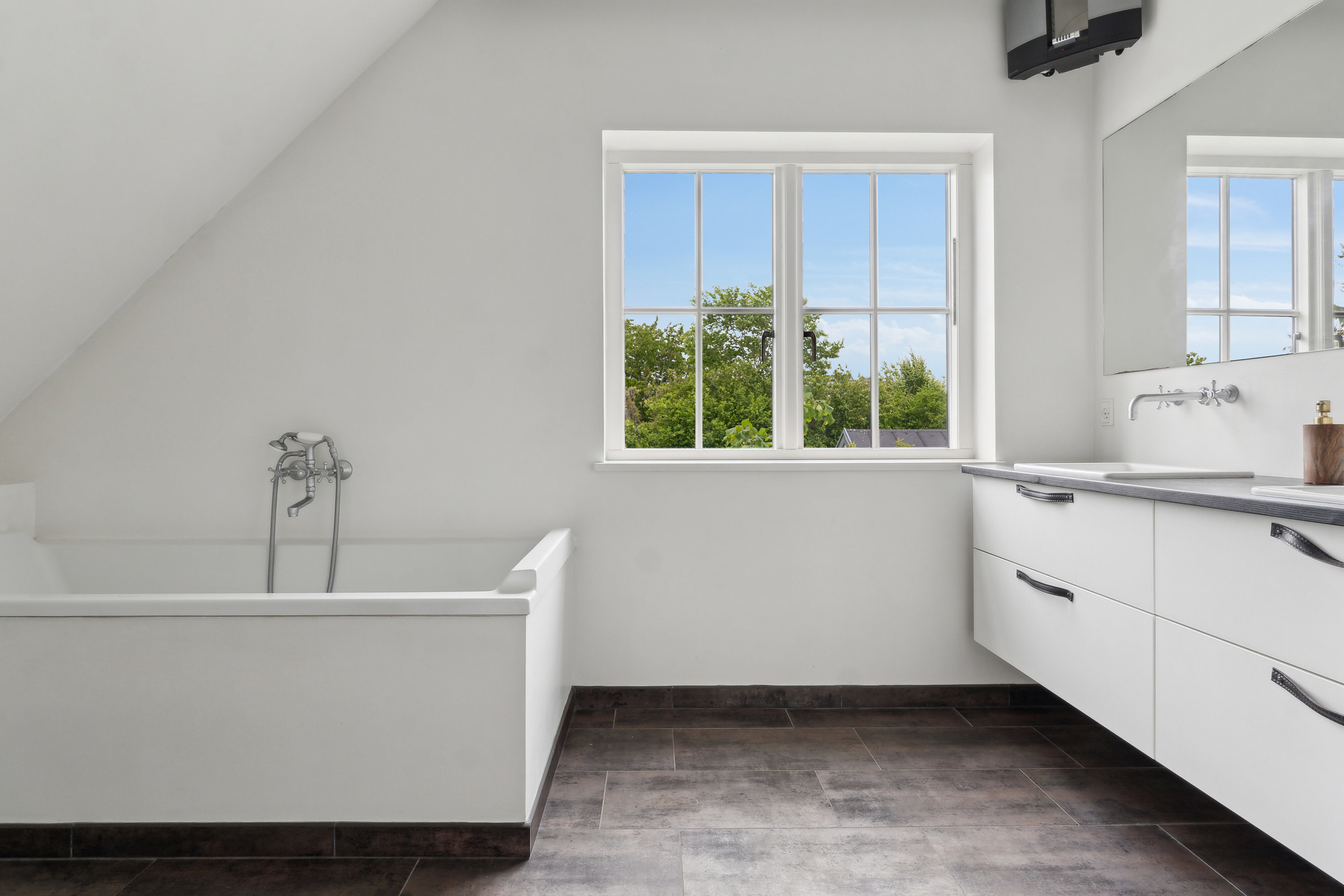 Fremhævet badeværelse billede i fuldskærmstilstand. Billede af Carl Baggers Allé 87, Dalum, 5250 Odense SV