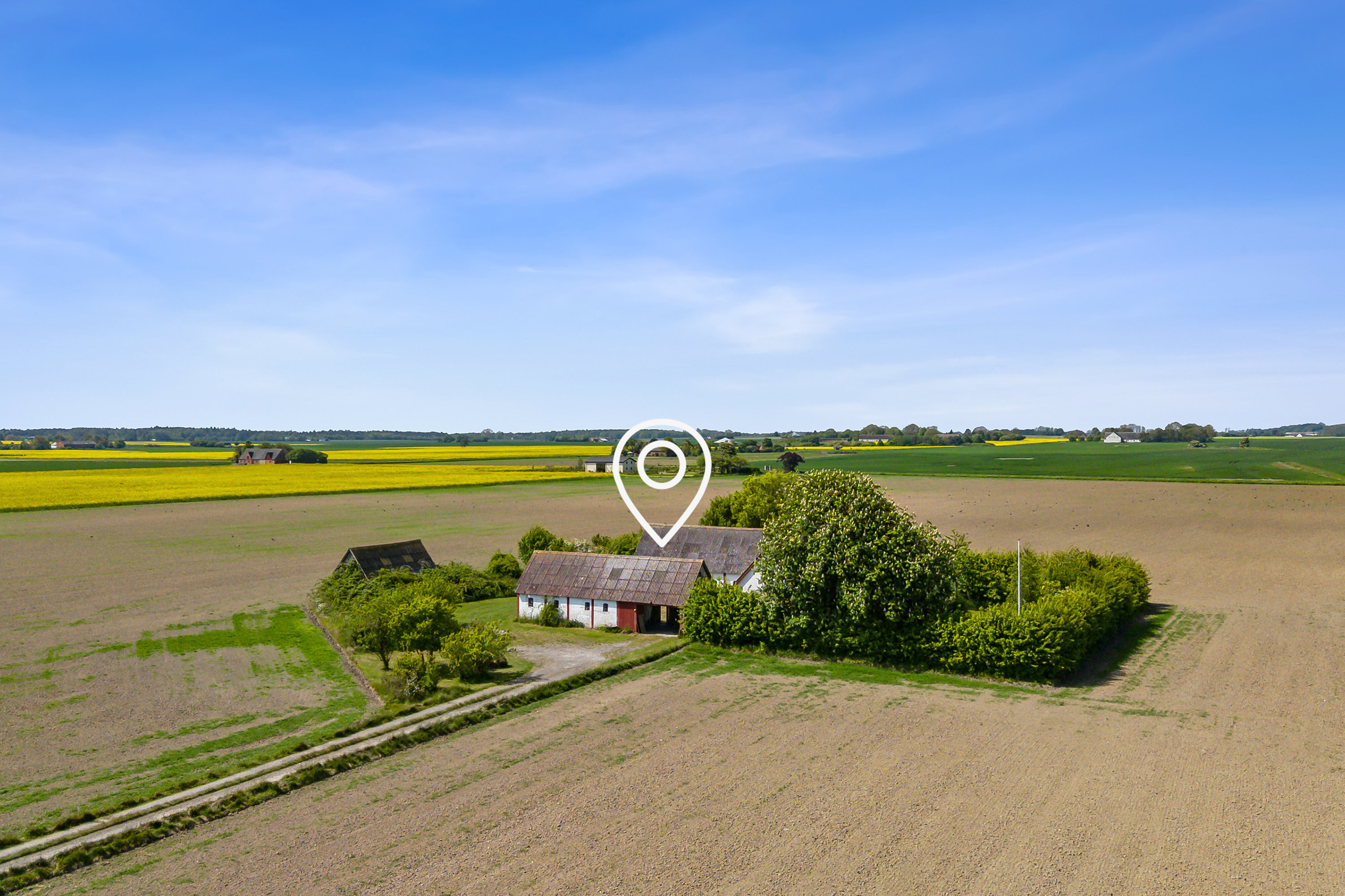 Fremhævet luftfoto billede i fuldskærmstilstand. Billede af Krakvej 6, Poulsker, 3730 Nexø