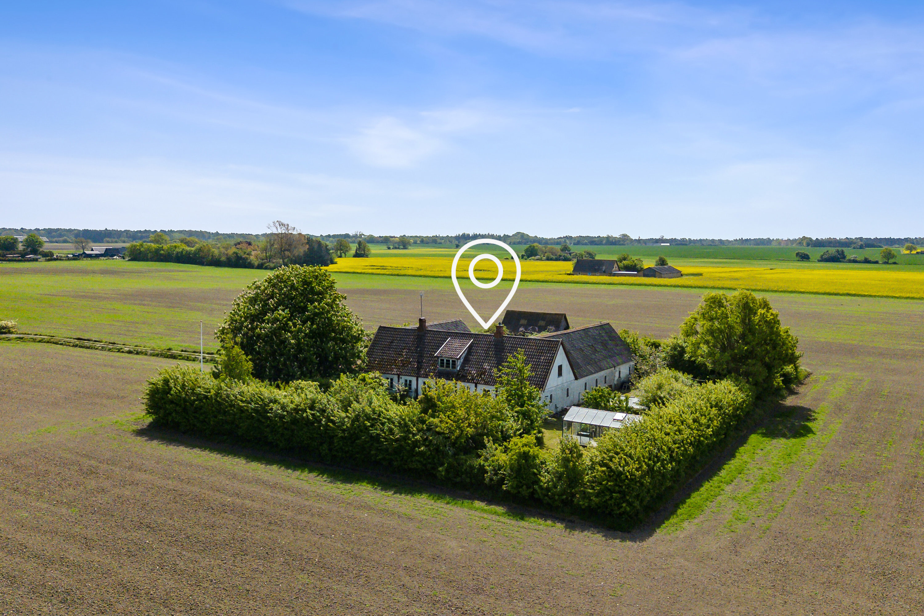 Fremhævet luftfoto billede i fuldskærmstilstand. Billede af Krakvej 6, Poulsker, 3730 Nexø