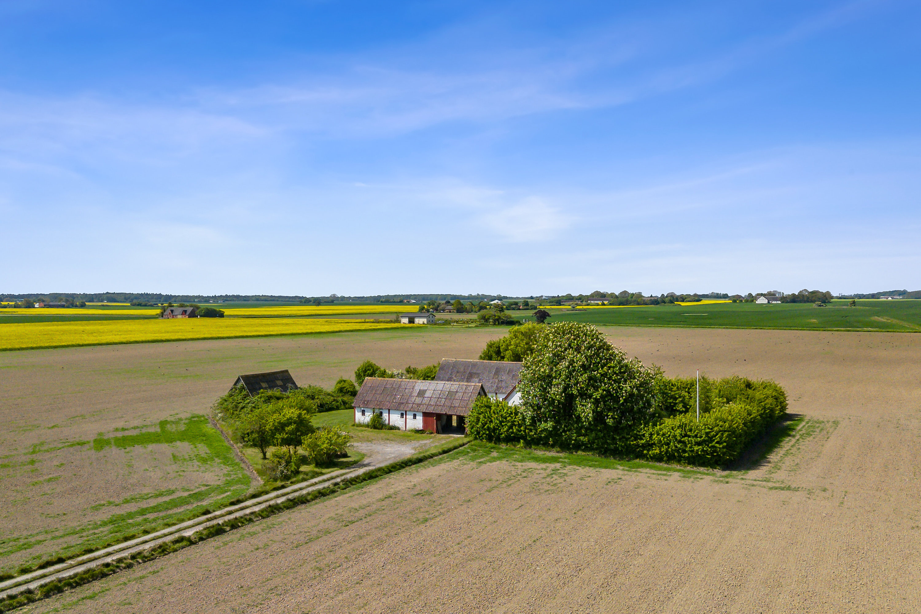 Fremhævet luftfoto billede i fuldskærmstilstand. Billede af Krakvej 6, Poulsker, 3730 Nexø