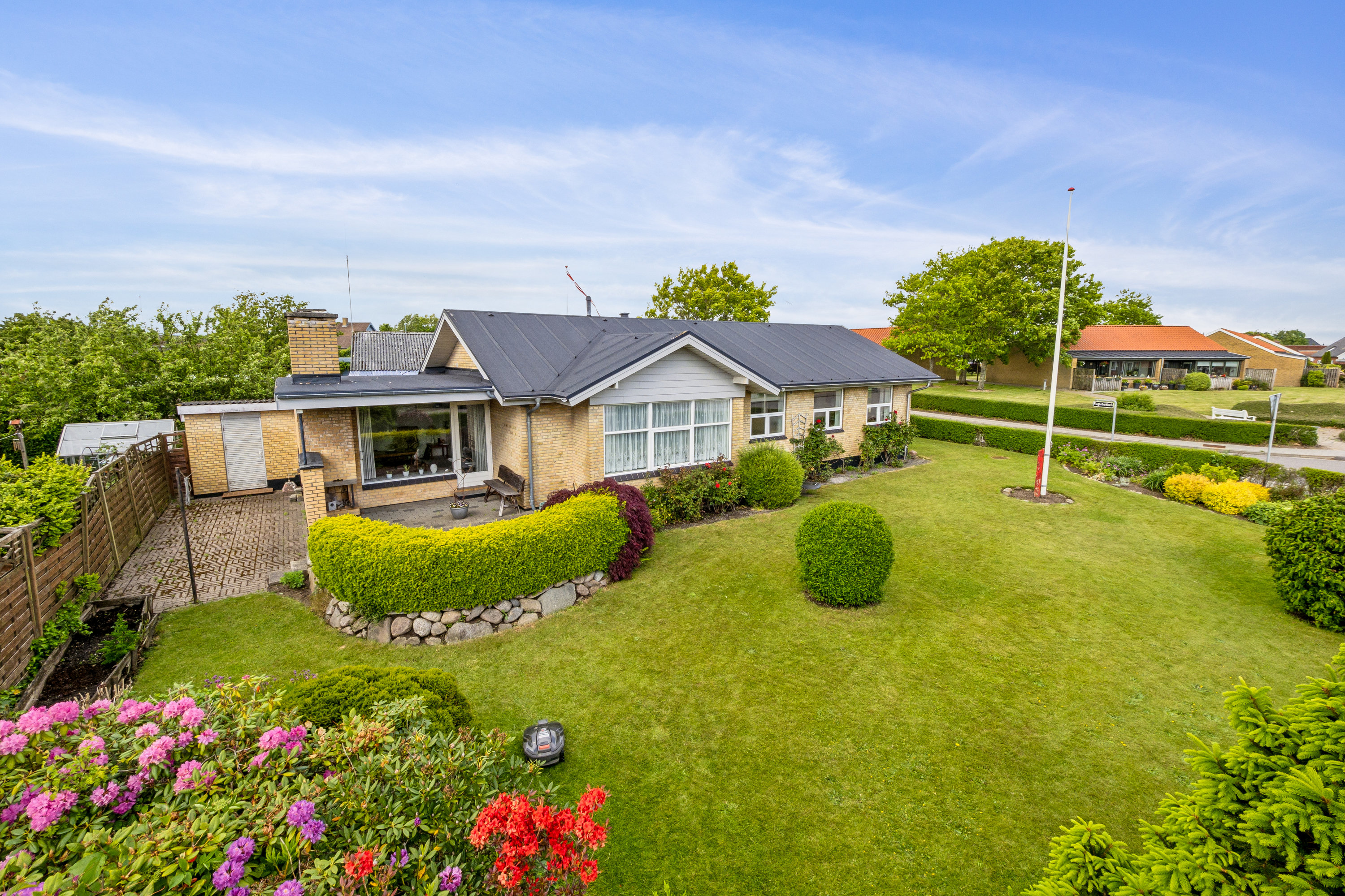 Fremhævet ejendom 1 billede i fuldskærmstilstand. Billede af Fuglebakken 34, 7900 Nykøbing M