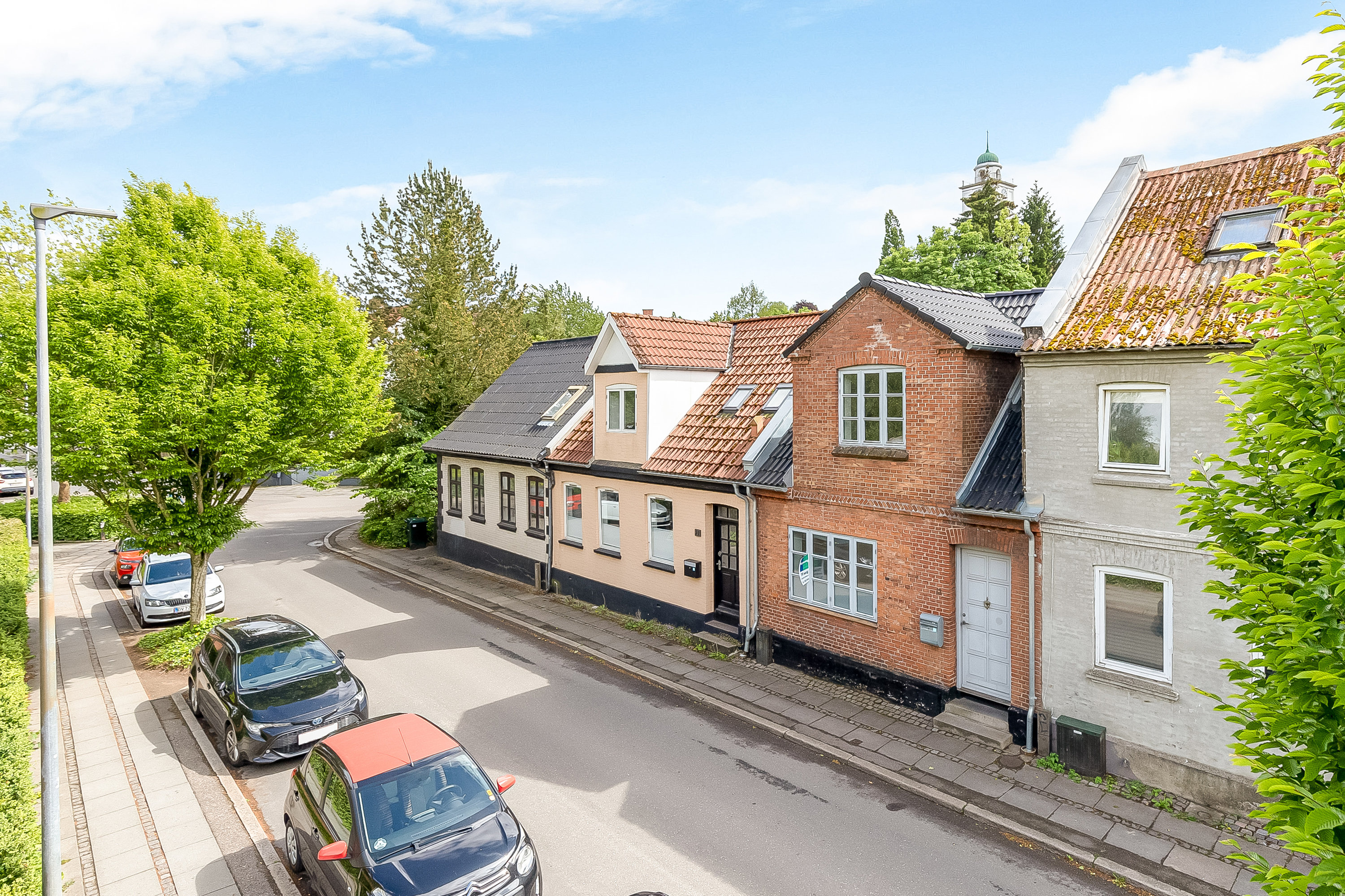 Fremhævet mastefoto billede i fuldskærmstilstand. Billede af Ottosgade 13, 6000 Kolding