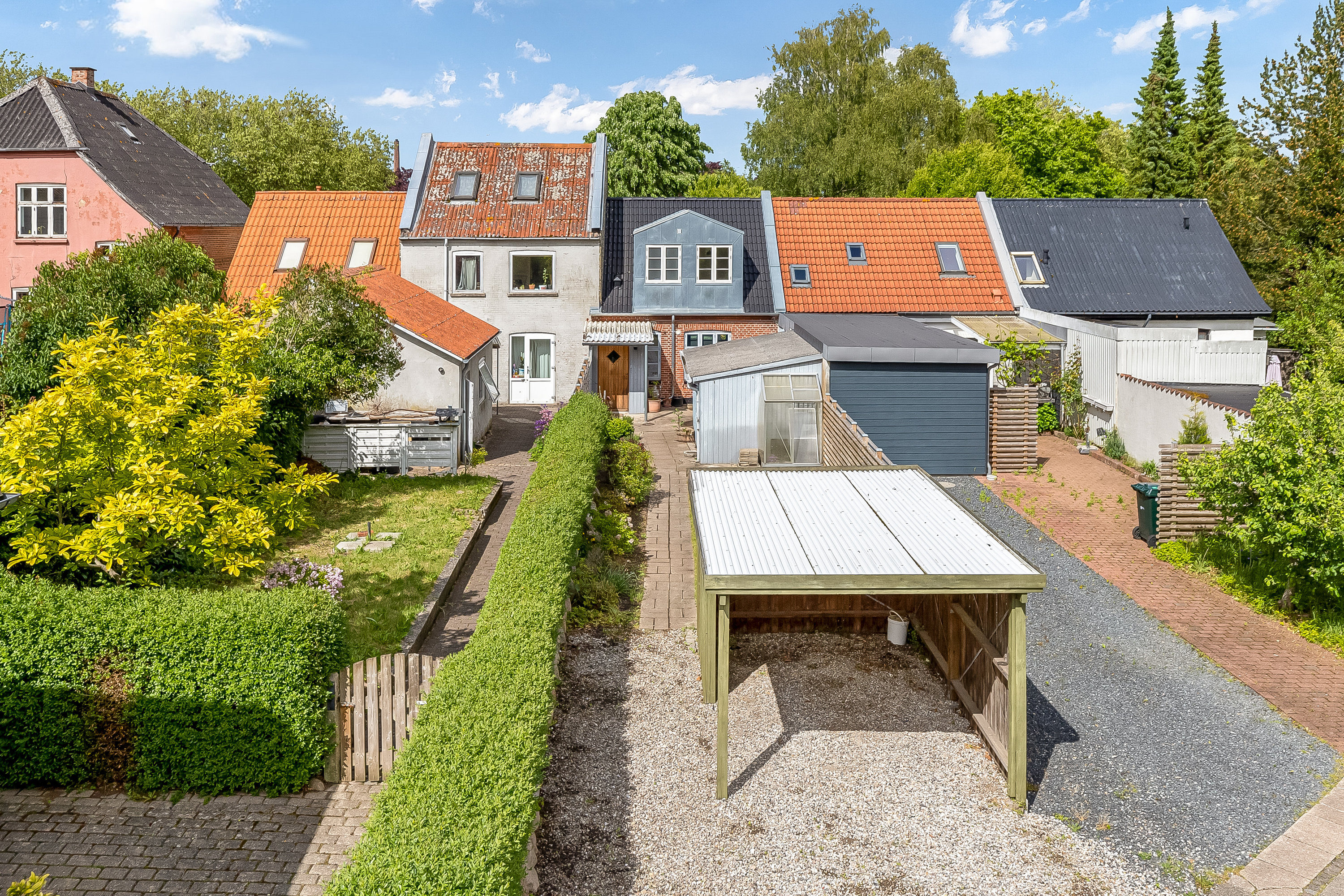 Fremhævet mastefoto billede i fuldskærmstilstand. Billede af Ottosgade 13, 6000 Kolding