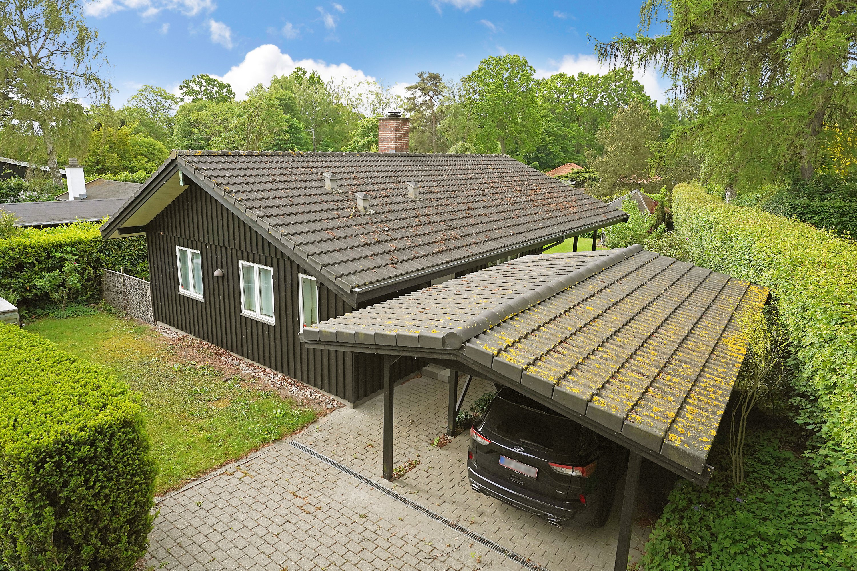 Fremhævet ejendommen billede i fuldskærmstilstand. Billede af Teilmanns Alle 19, 3100 Hornbæk