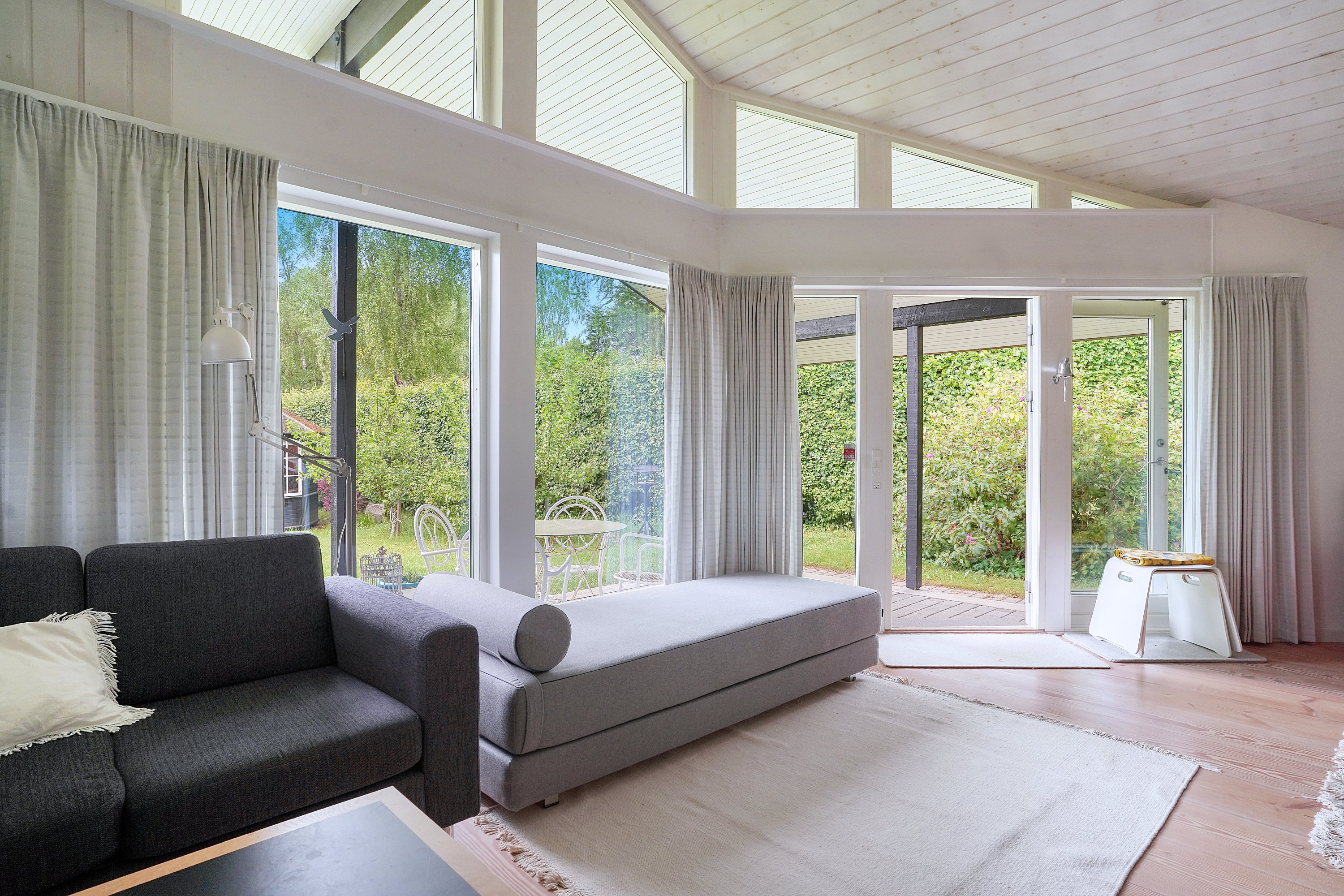 Fremhævet stue billede i fuldskærmstilstand. Billede af Teilmanns Alle 19, 3100 Hornbæk