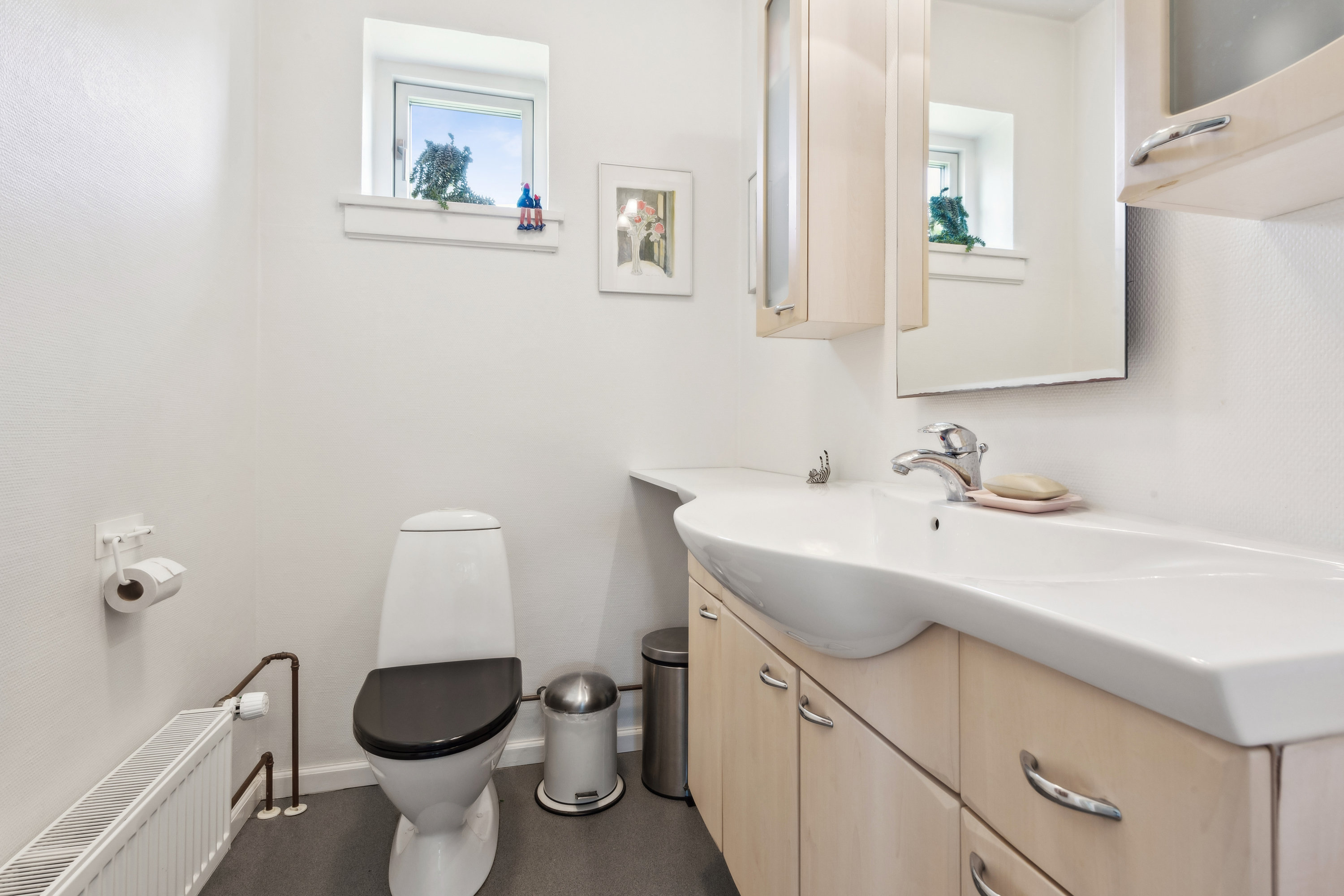 Fremhævet toilet billede i fuldskærmstilstand. Billede af Tordenskjoldsvej 39, 3000 Helsingør