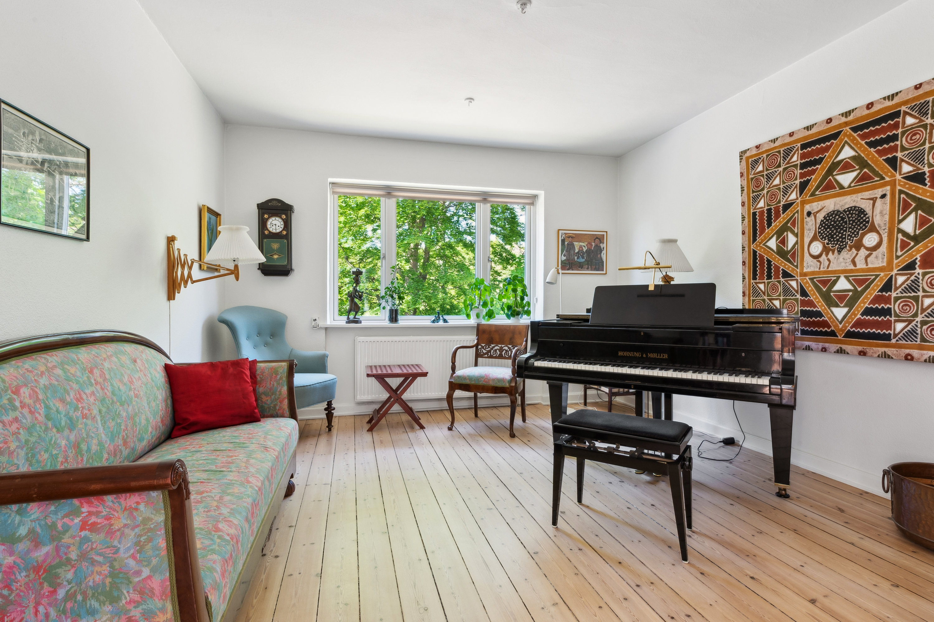 Fremhævet stue billede i fuldskærmstilstand. Billede af Tordenskjoldsvej 39, 3000 Helsingør