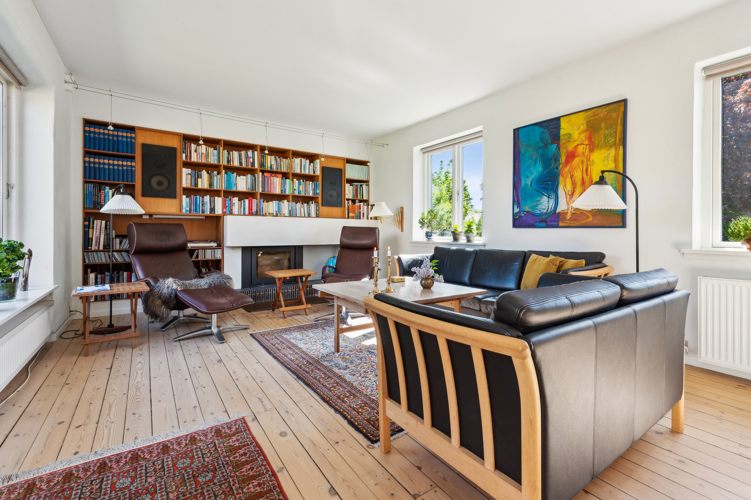 Fremhævet stue billede i fuldskærmstilstand. Billede af Tordenskjoldsvej 39, 3000 Helsingør