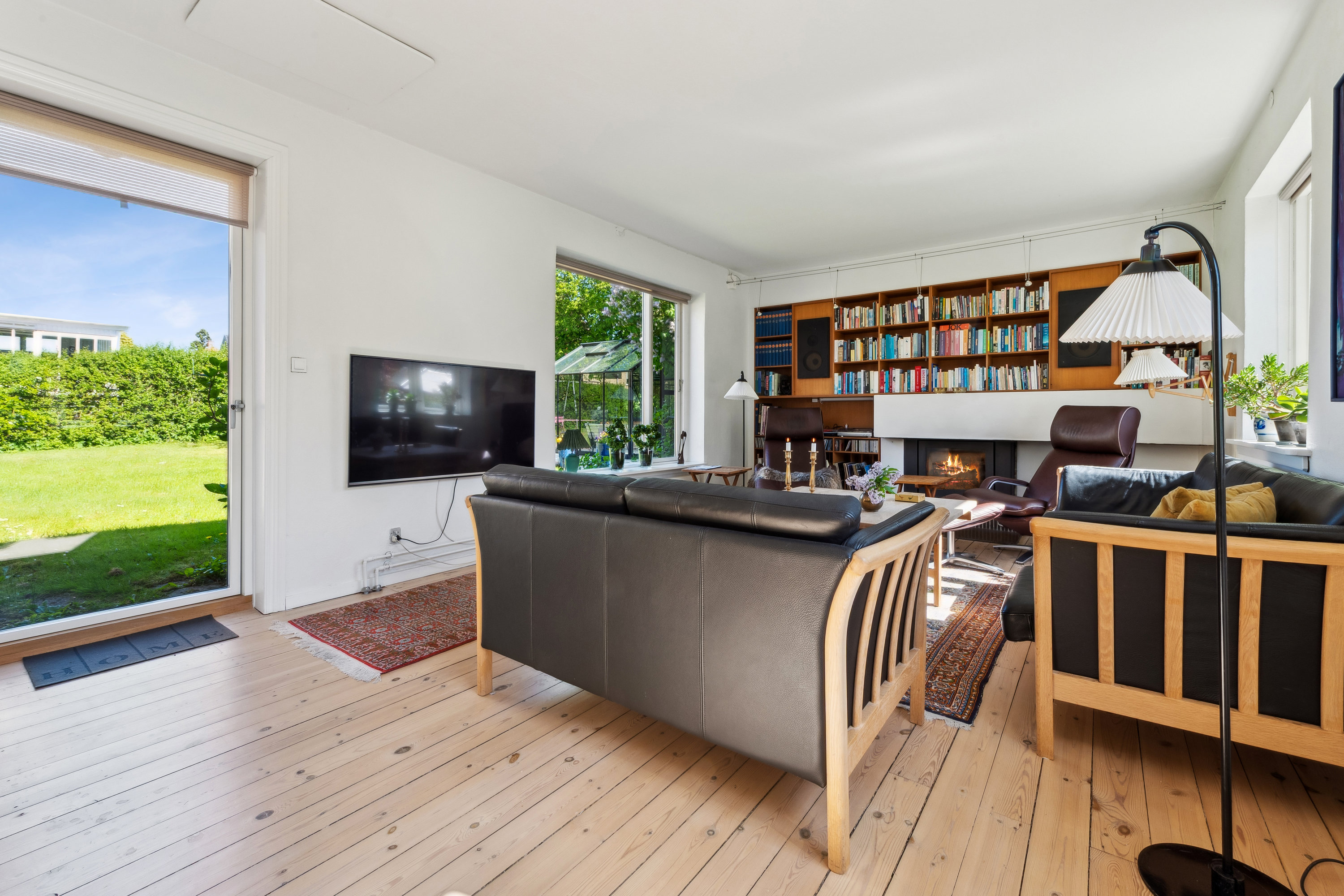 Fremhævet stue billede i fuldskærmstilstand. Billede af Tordenskjoldsvej 39, 3000 Helsingør