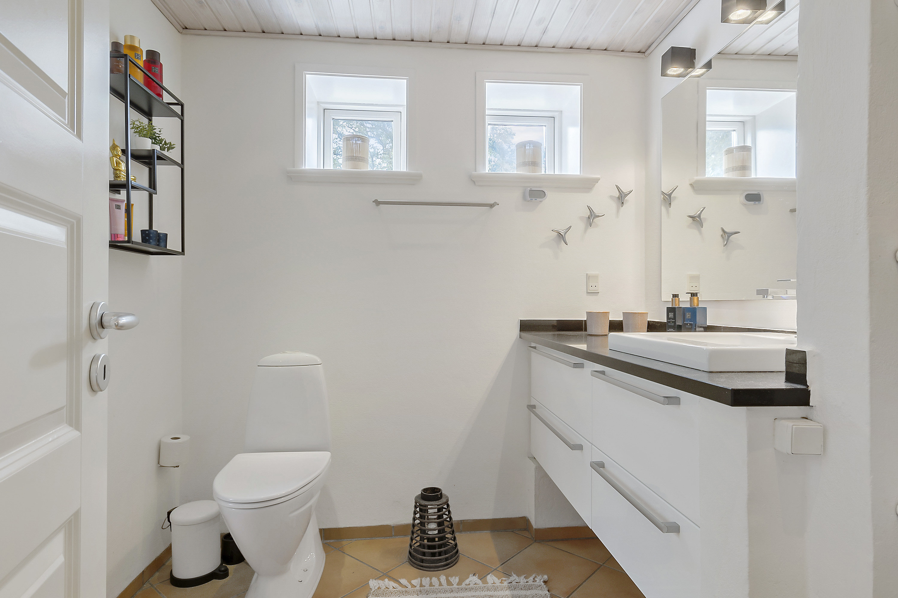 Fremhævet  billede i fuldskærmstilstand. Billede af Kirketoften 1, Virring, 8960 Randers SØ