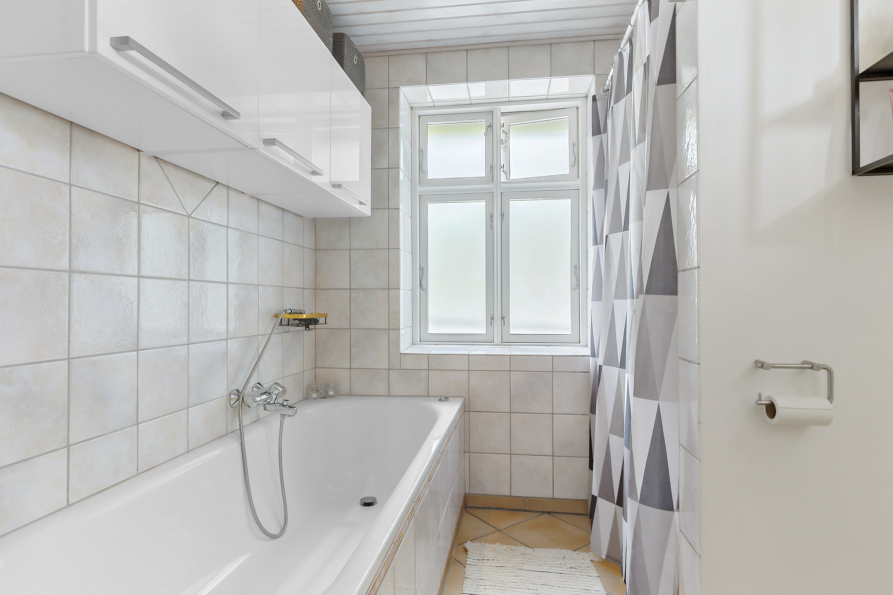 Fremhævet  billede i fuldskærmstilstand. Billede af Kirketoften 1, Virring, 8960 Randers SØ