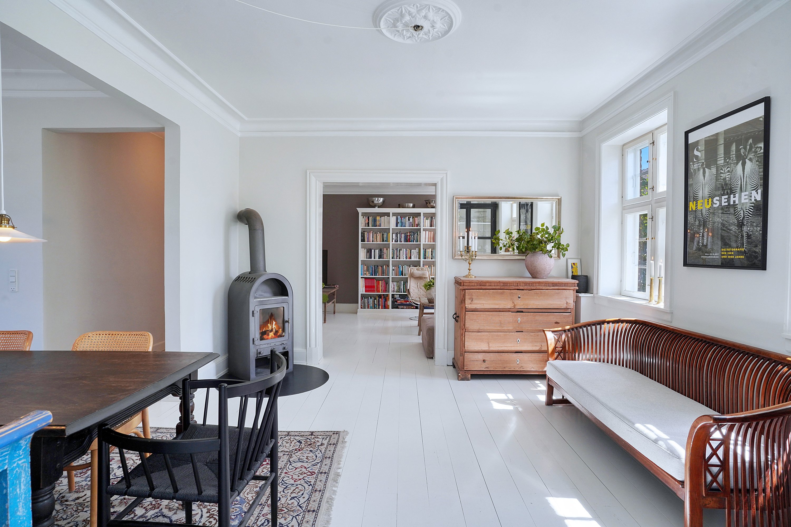 Fremhævet stue billede i fuldskærmstilstand. Billede af Nordre Strandvej 356A, 3100 Hornbæk