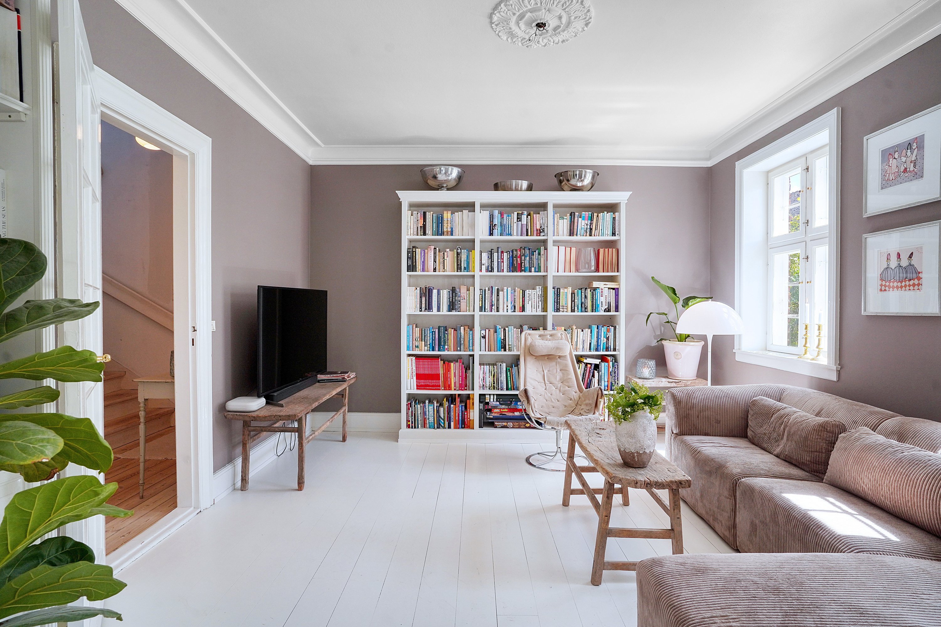 Fremhævet stue billede i fuldskærmstilstand. Billede af Nordre Strandvej 356A, 3100 Hornbæk