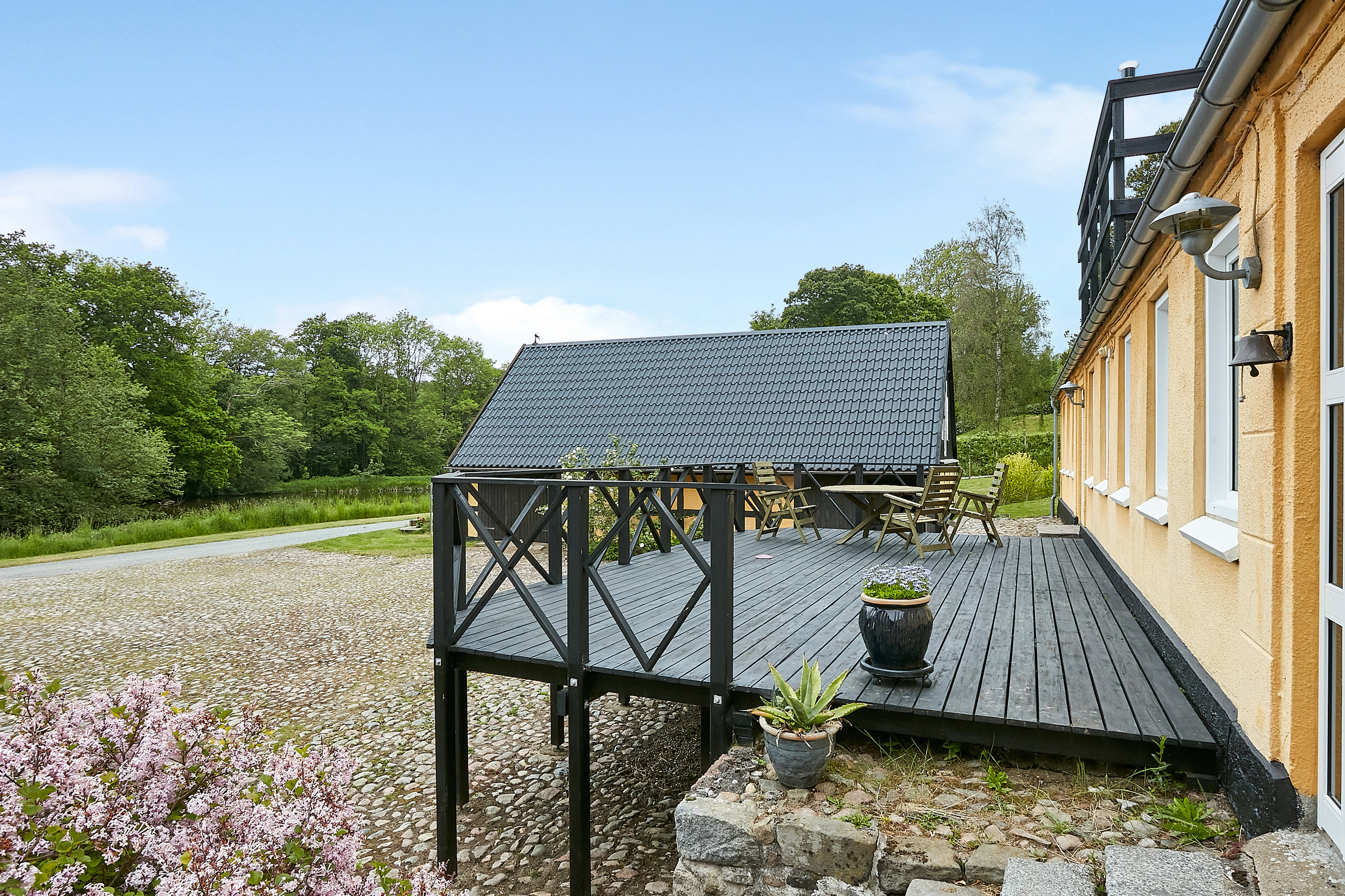 Fremhævet  billede i fuldskærmstilstand. Billede af Møllebakken 4, Rårup, 7130 Juelsminde