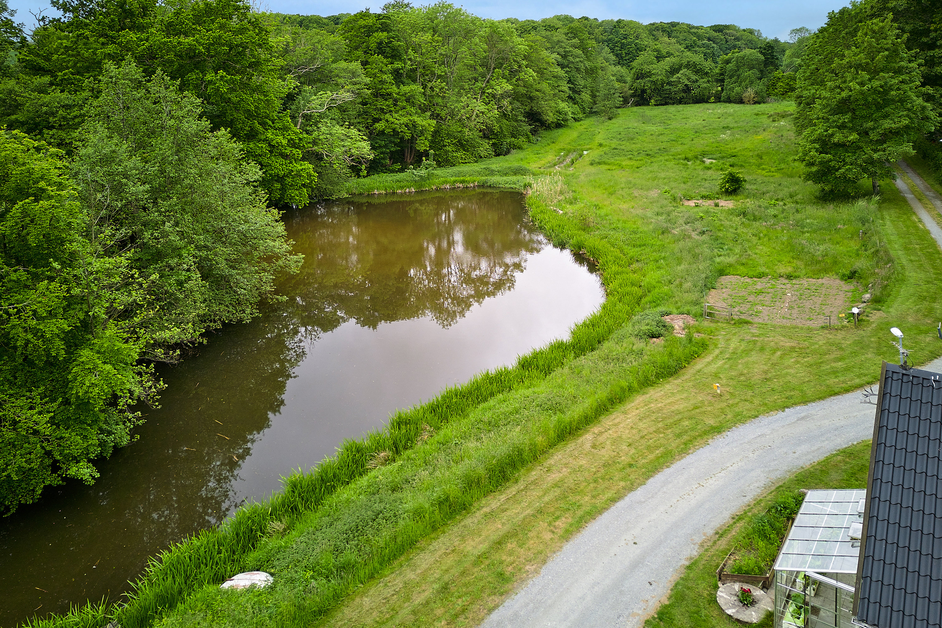 Fremhævet  billede i fuldskærmstilstand. Billede af Møllebakken 4, Rårup, 7130 Juelsminde