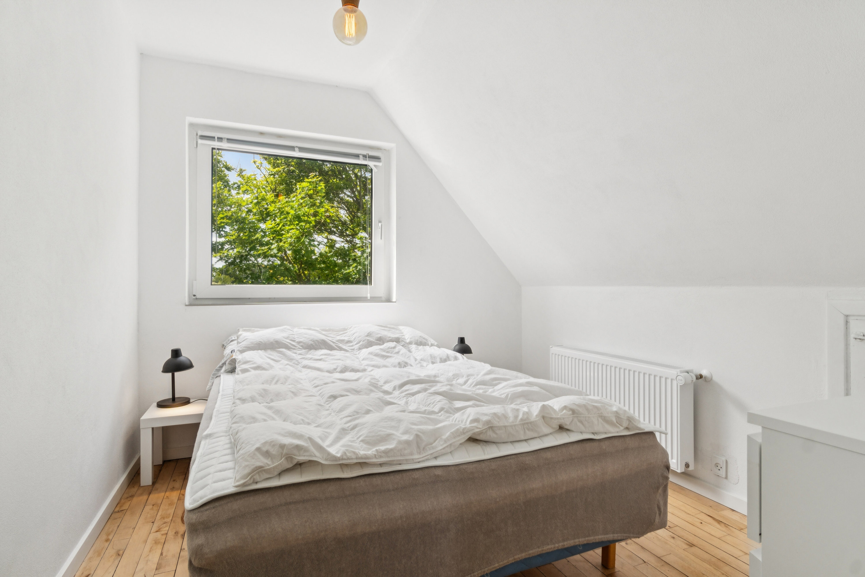 Fremhævet soveværelse billede i fuldskærmstilstand. Billede af Simons Bakke 118, Tilsted, 7700 Thisted