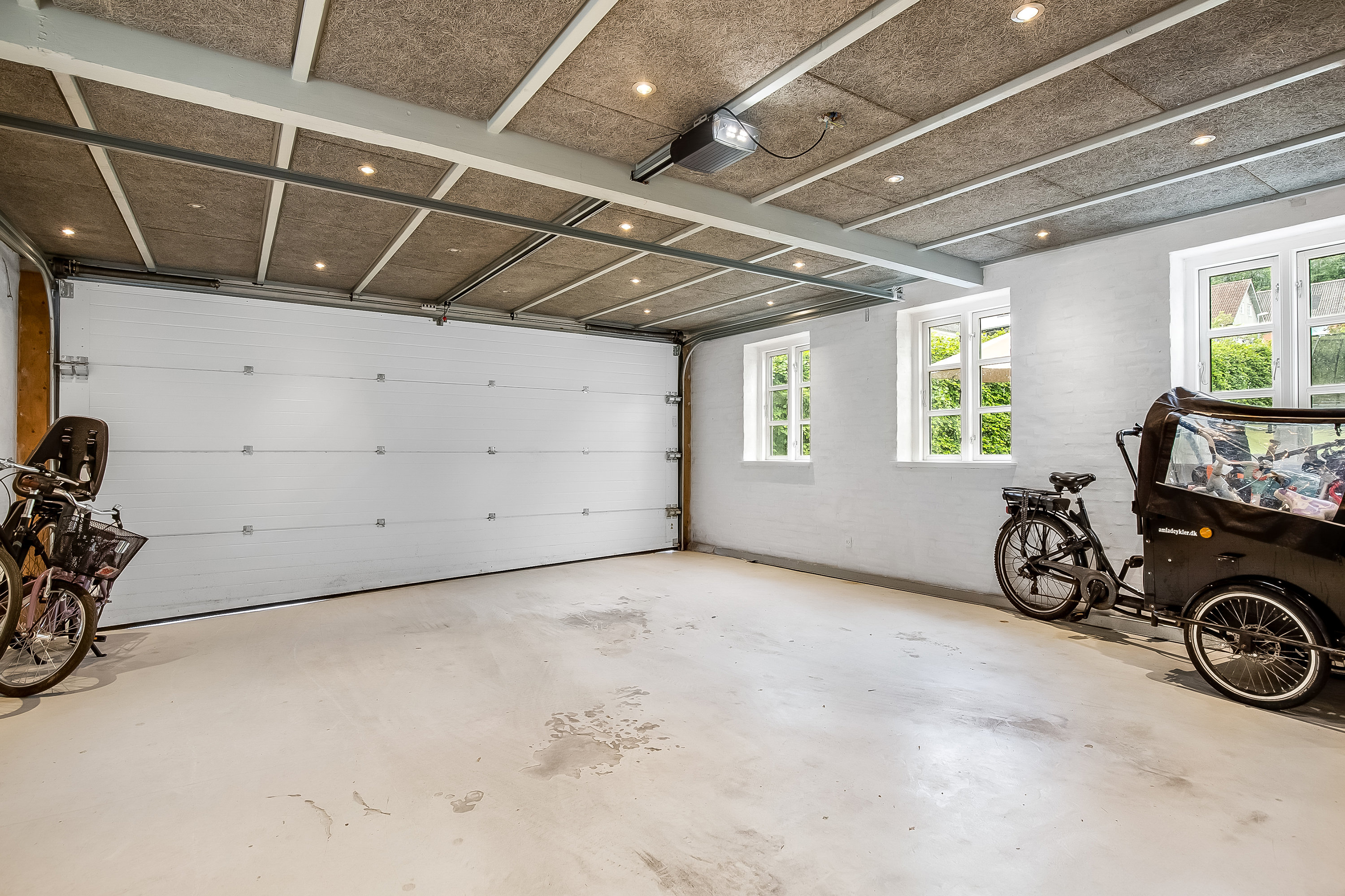 Fremhævet garage billede i fuldskærmstilstand. Billede af Grejsdalsvej 237, Grejsdalen, 7100 Vejle