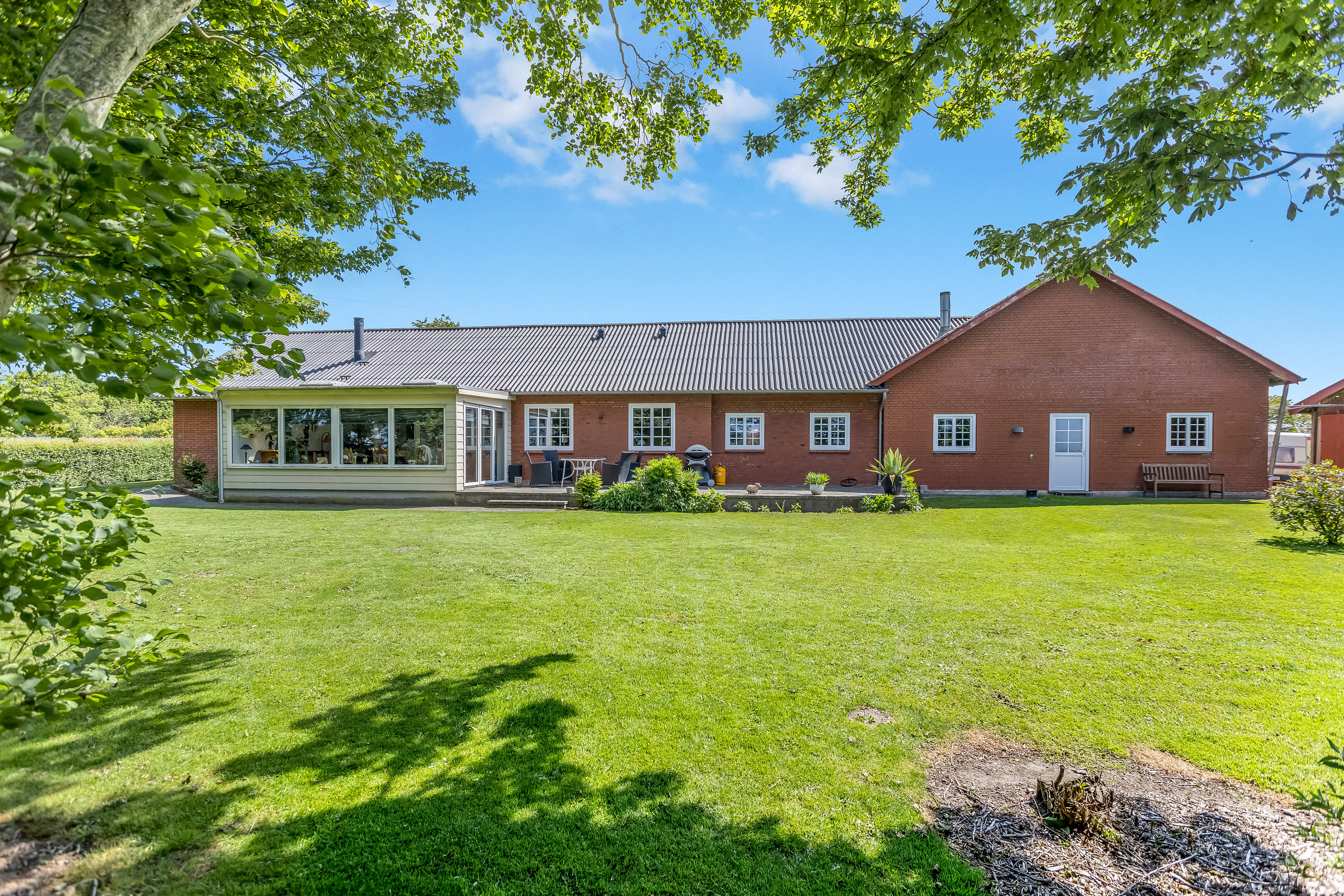 Miniaturebillede 1: facade. Billede af Kannikhusvej 2, Bønderby, 6270 Tønder