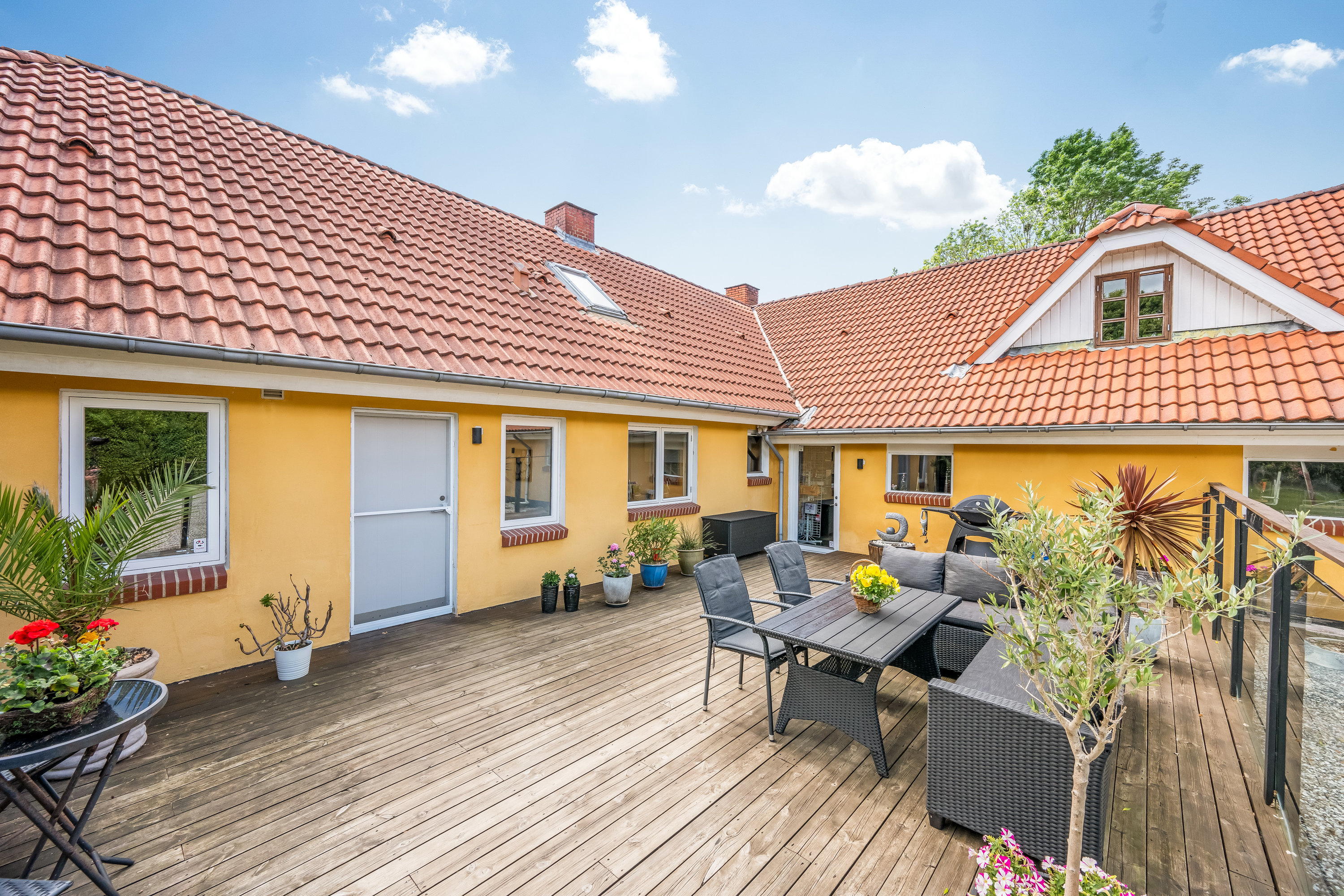 Fremhævet terrasse billede i fuldskærmstilstand. Billede af Skærbækvej 15, Vium Øst, 6920 Videbæk