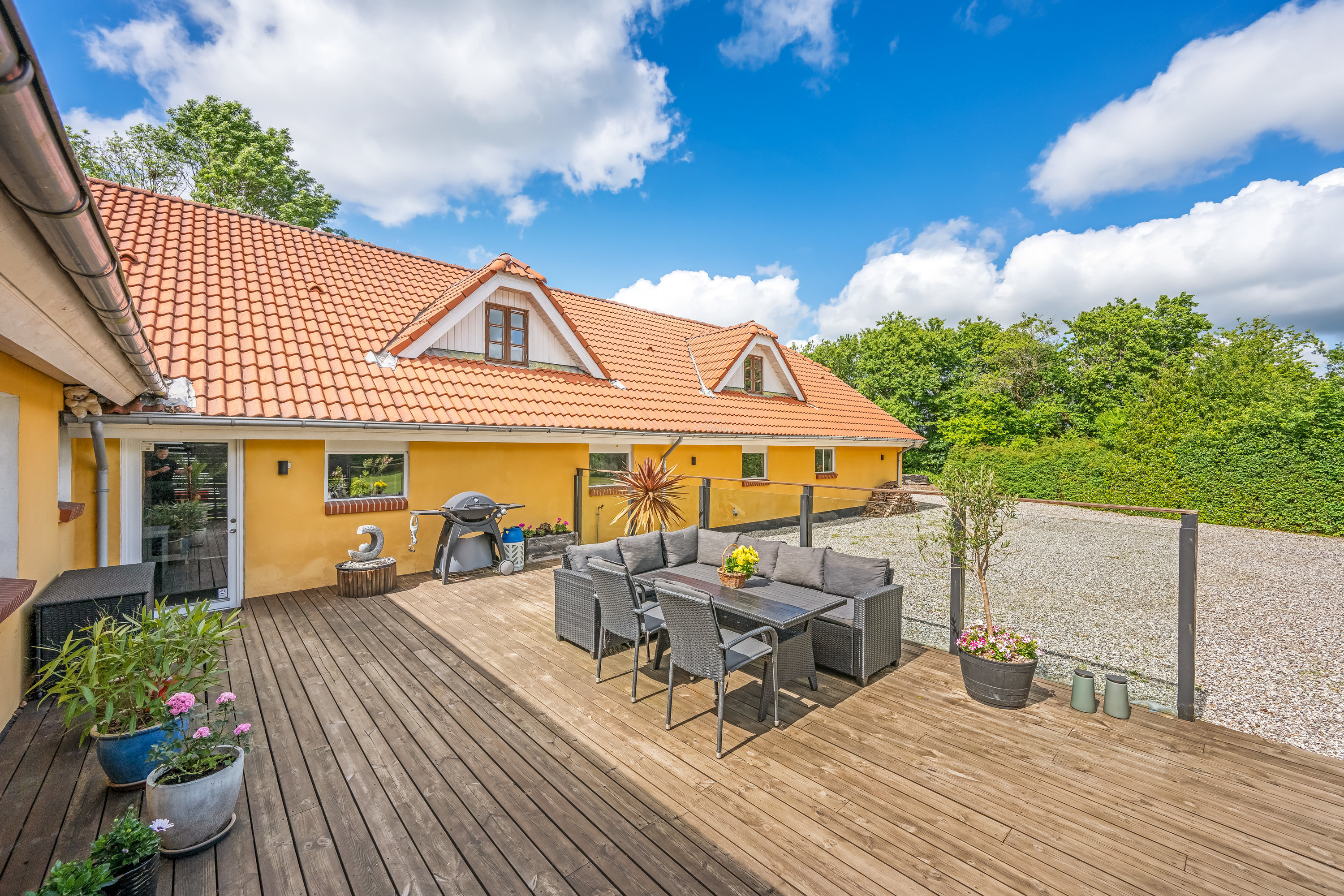 Miniaturebillede 2: terrasse. Billede af Skærbækvej 15, Vium Øst, 6920 Videbæk