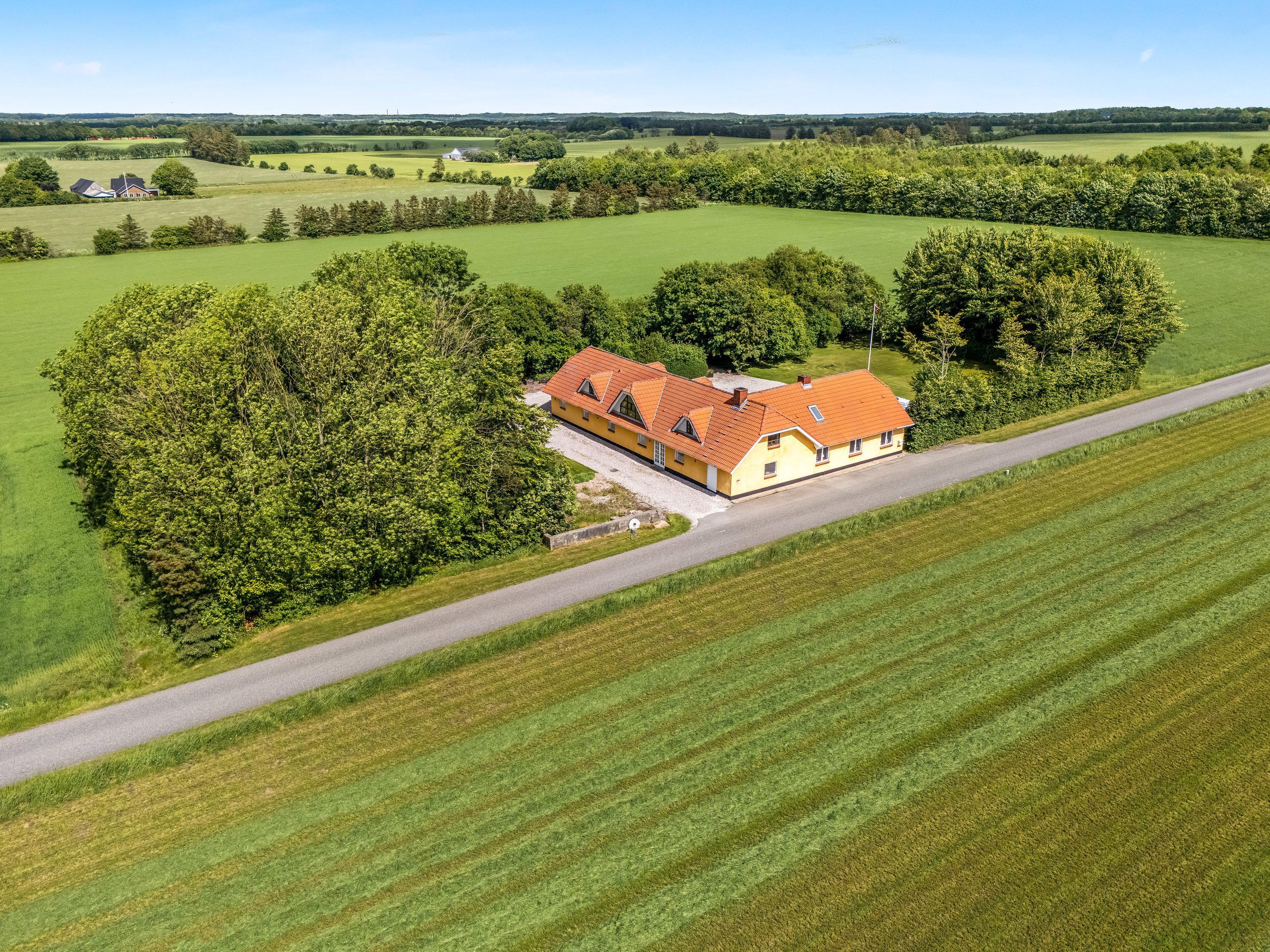 Fremhævet andet billede i fuldskærmstilstand. Billede af Skærbækvej 15, Vium Øst, 6920 Videbæk